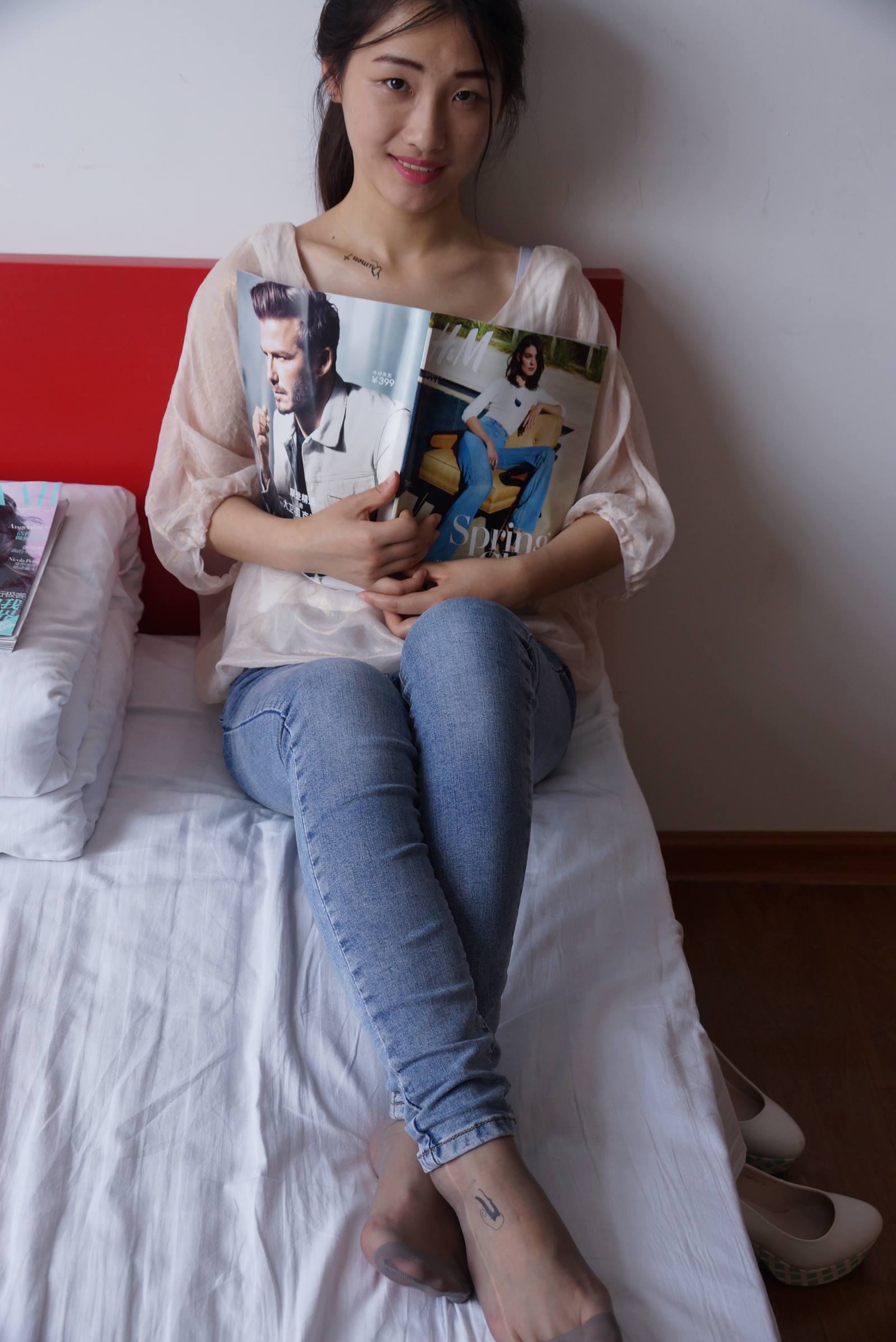 图片[75]-自由摄影 No.005 惬意的周末经典短灰丝陪你看看书 [93P] – 速更版-美库