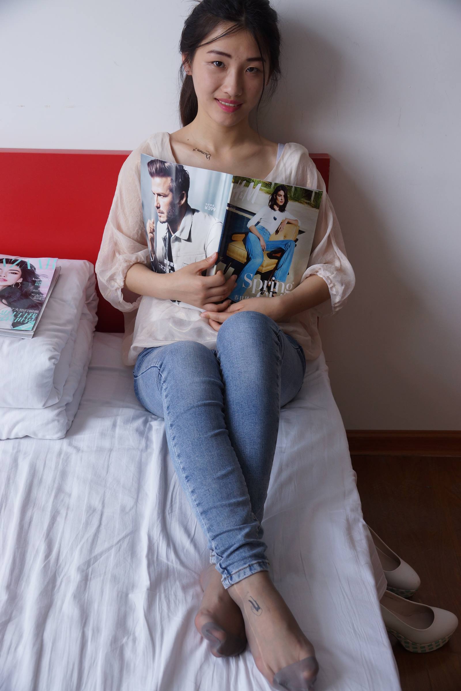 图片[76]-自由摄影 No.005 惬意的周末经典短灰丝陪你看看书 [93P] – 速更版-美库