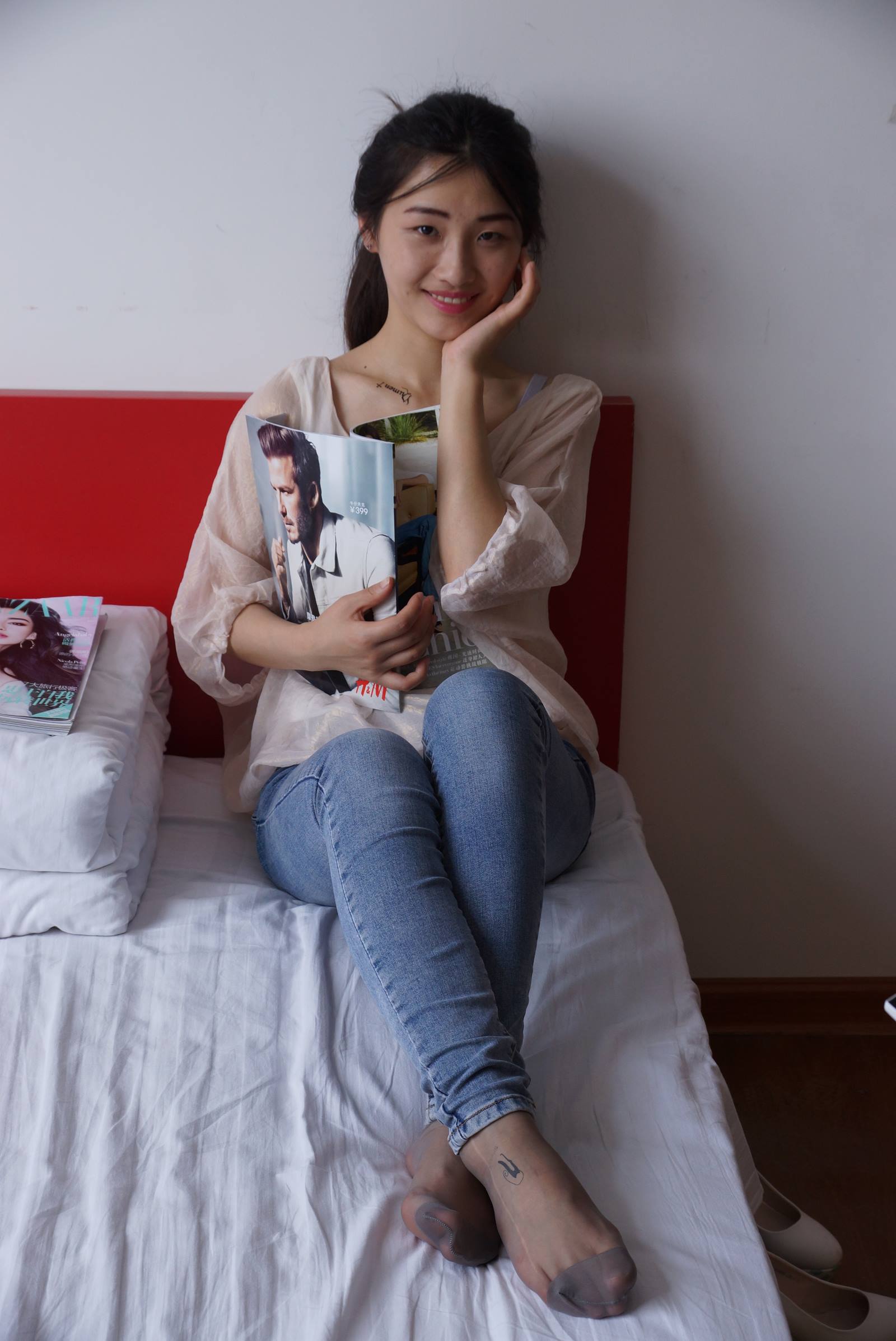 图片[83]-自由摄影 No.005 惬意的周末经典短灰丝陪你看看书 [93P] – 速更版-美库