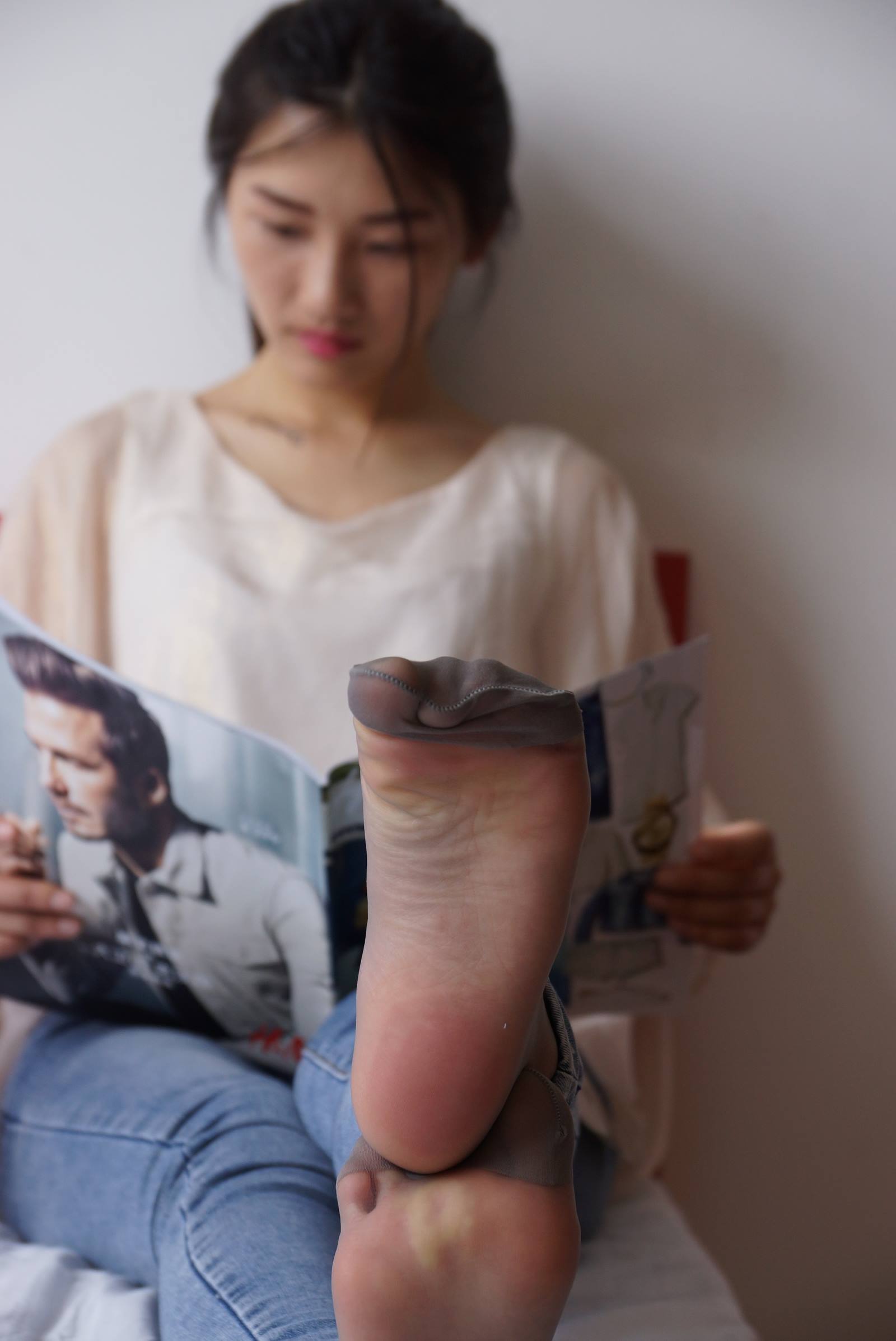 图片[92]-自由摄影 No.005 惬意的周末经典短灰丝陪你看看书 [93P] – 速更版-美库