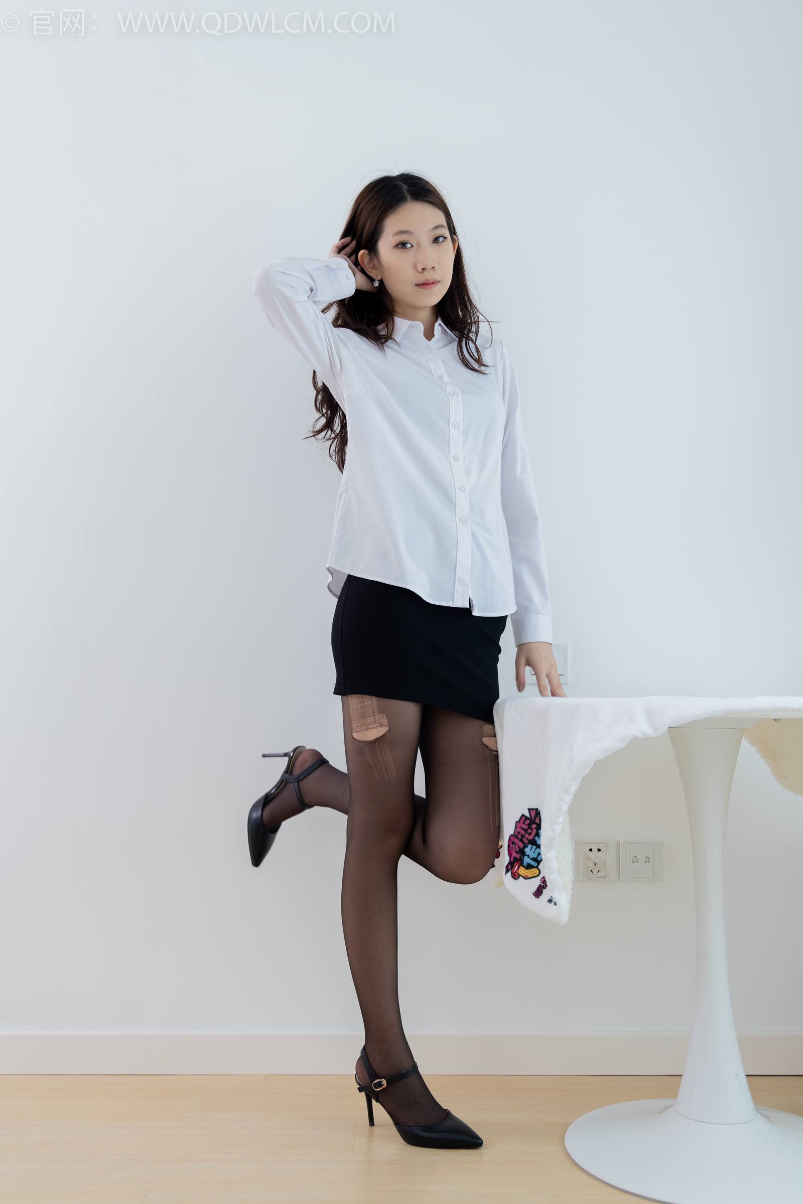 图片[16]-物恋传媒 NO.1807 纤纤-天空与树叶[150P] – 速更版-美库