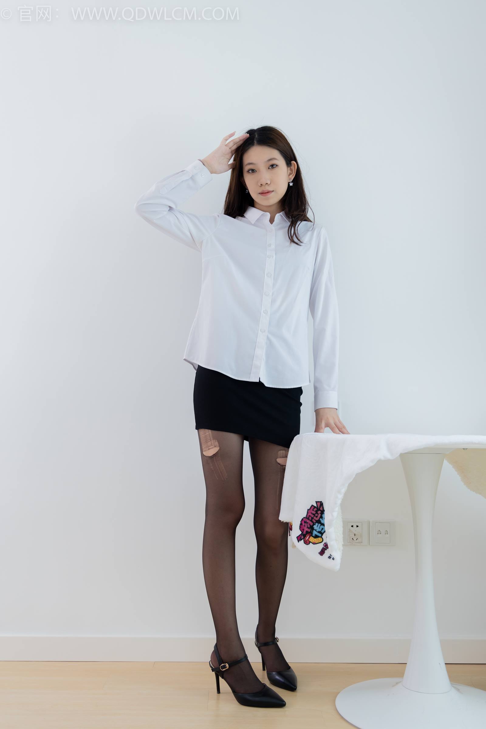 图片[18]-物恋传媒 NO.1807 纤纤-天空与树叶[150P] – 速更版-美库