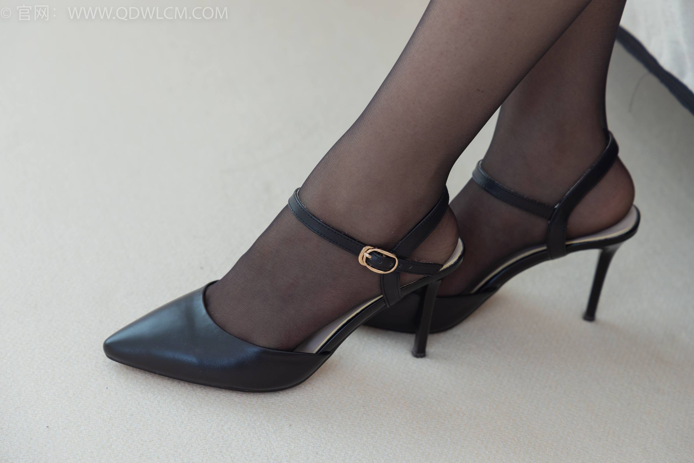 图片[61]-物恋传媒 NO.1807 纤纤-天空与树叶[150P] – 速更版-美库