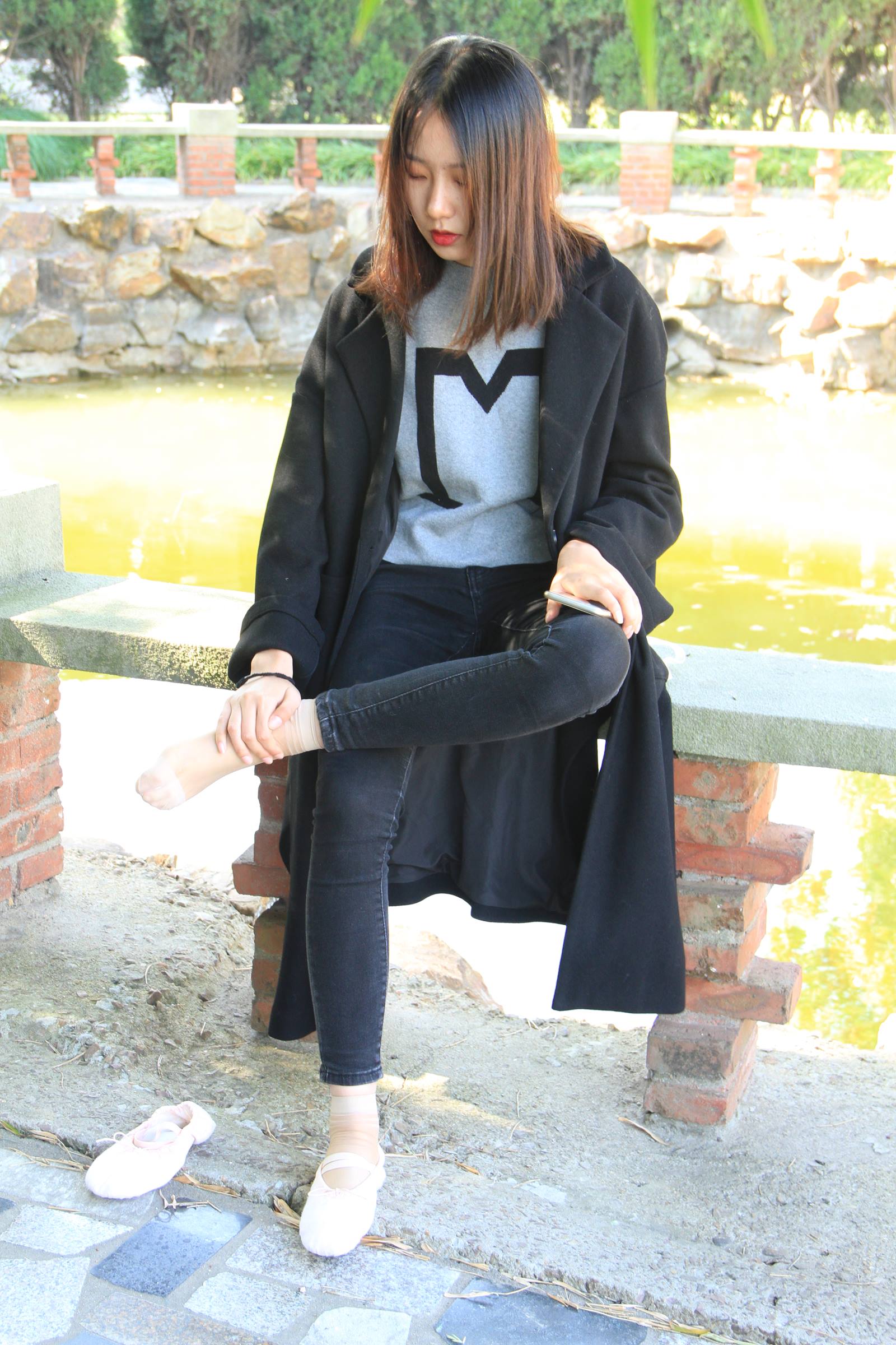 图片[31]-自由摄影 No.008 大三舞蹈系妹纸户外展示舞鞋风采 [91P] – 速更版-美库