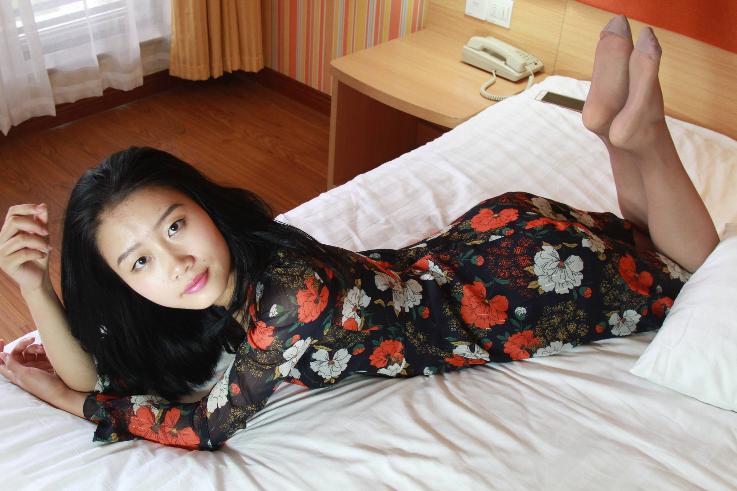 图片[42]-自由摄影 No.007 第一次穿长丝袜感觉棒棒的 [54P] – 速更版-美库