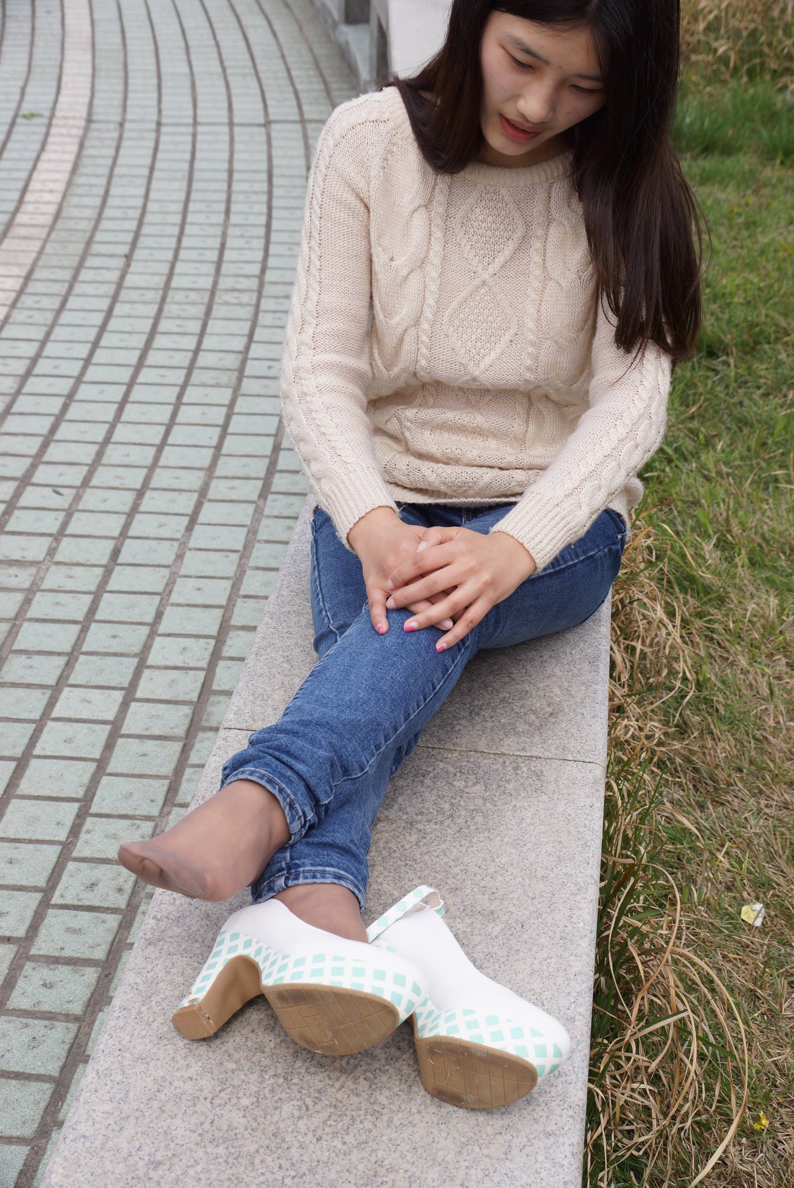 图片[31]-自由摄影 No.009 刚刚学会穿高跟鞋的大二小学妹 [99P] – 速更版-美库