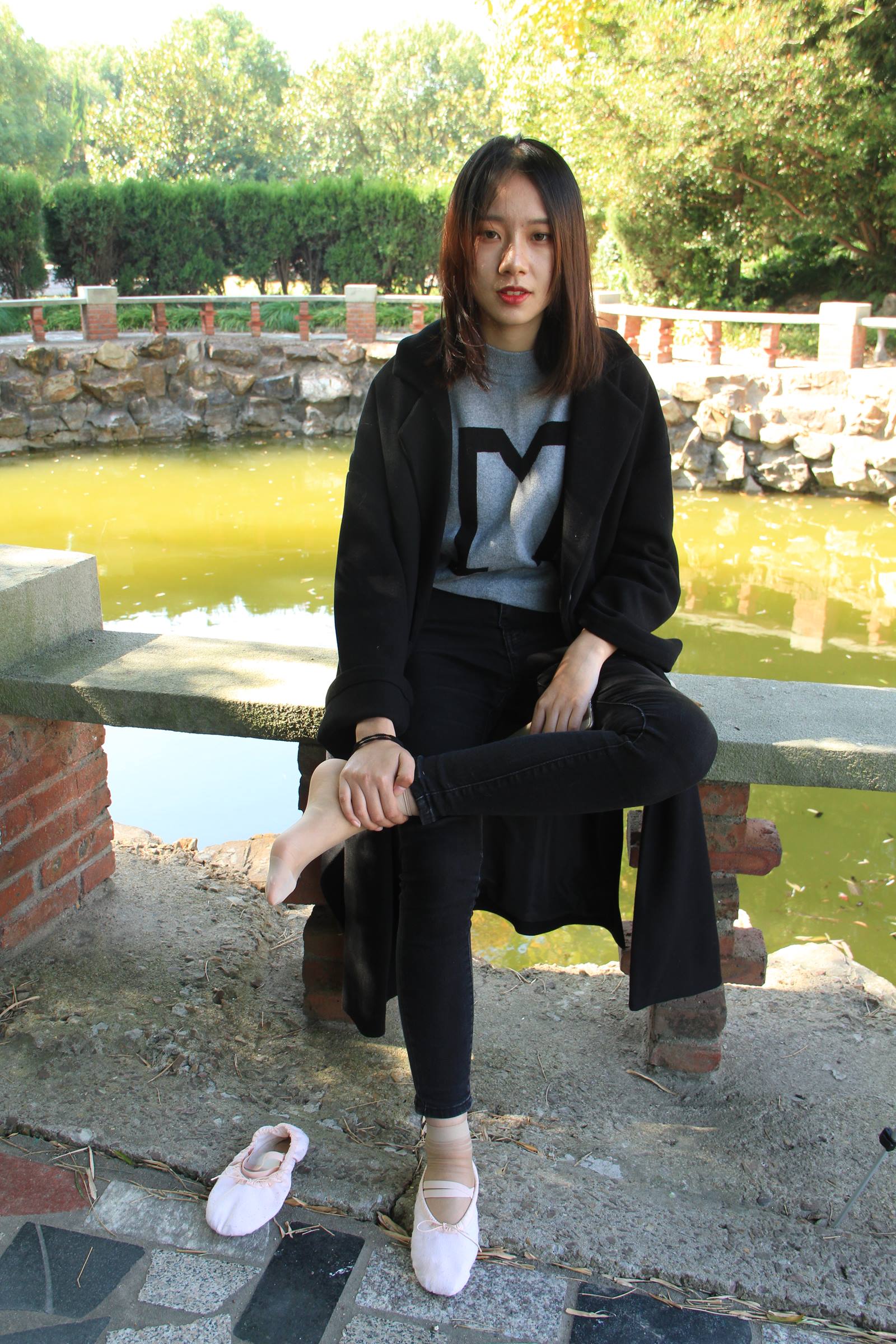 图片[43]-自由摄影 No.008 大三舞蹈系妹纸户外展示舞鞋风采 [91P] – 速更版-美库