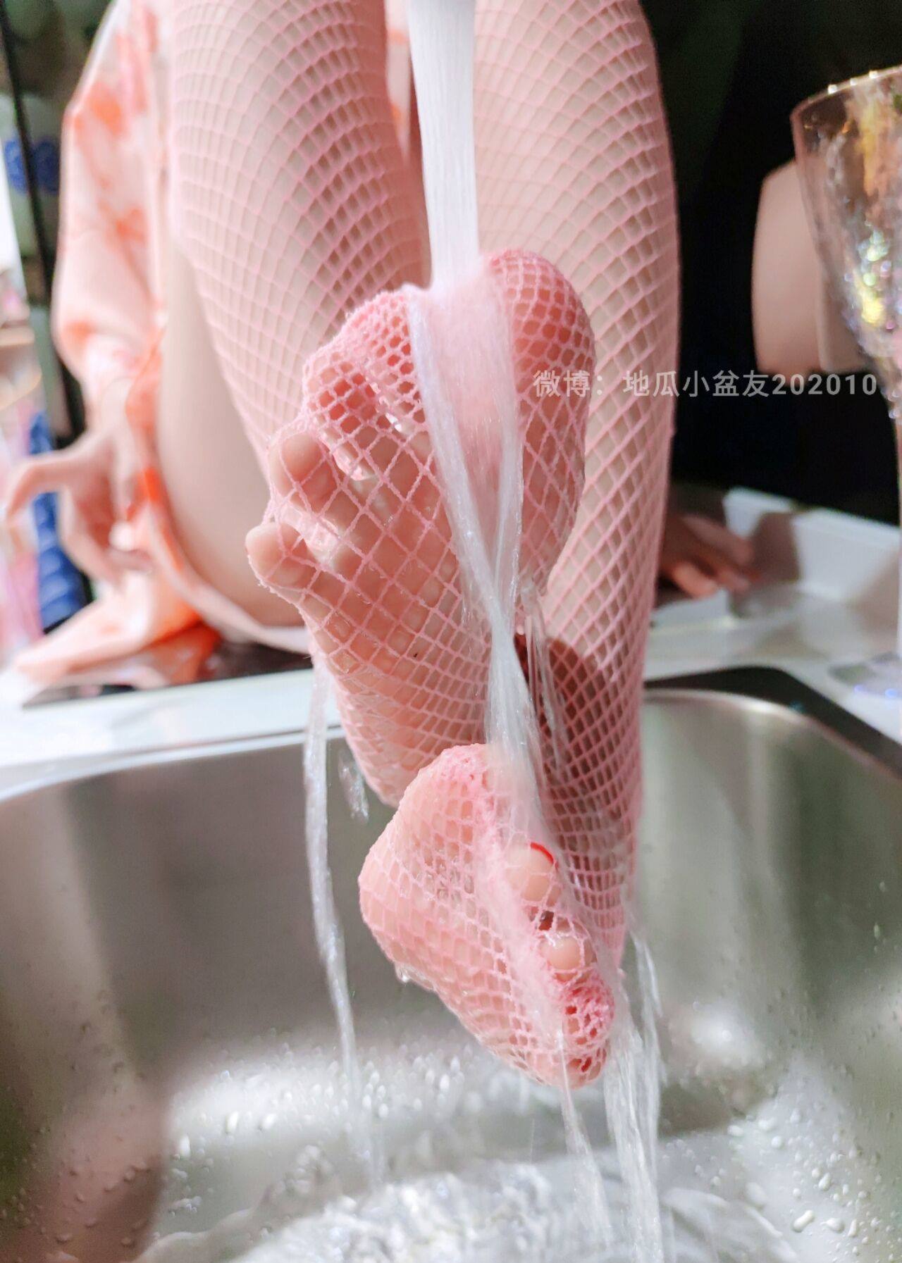 图片[15]-网紅Coser@地瓜小朋友 -各样每足展示[16P] – 速更版-美库