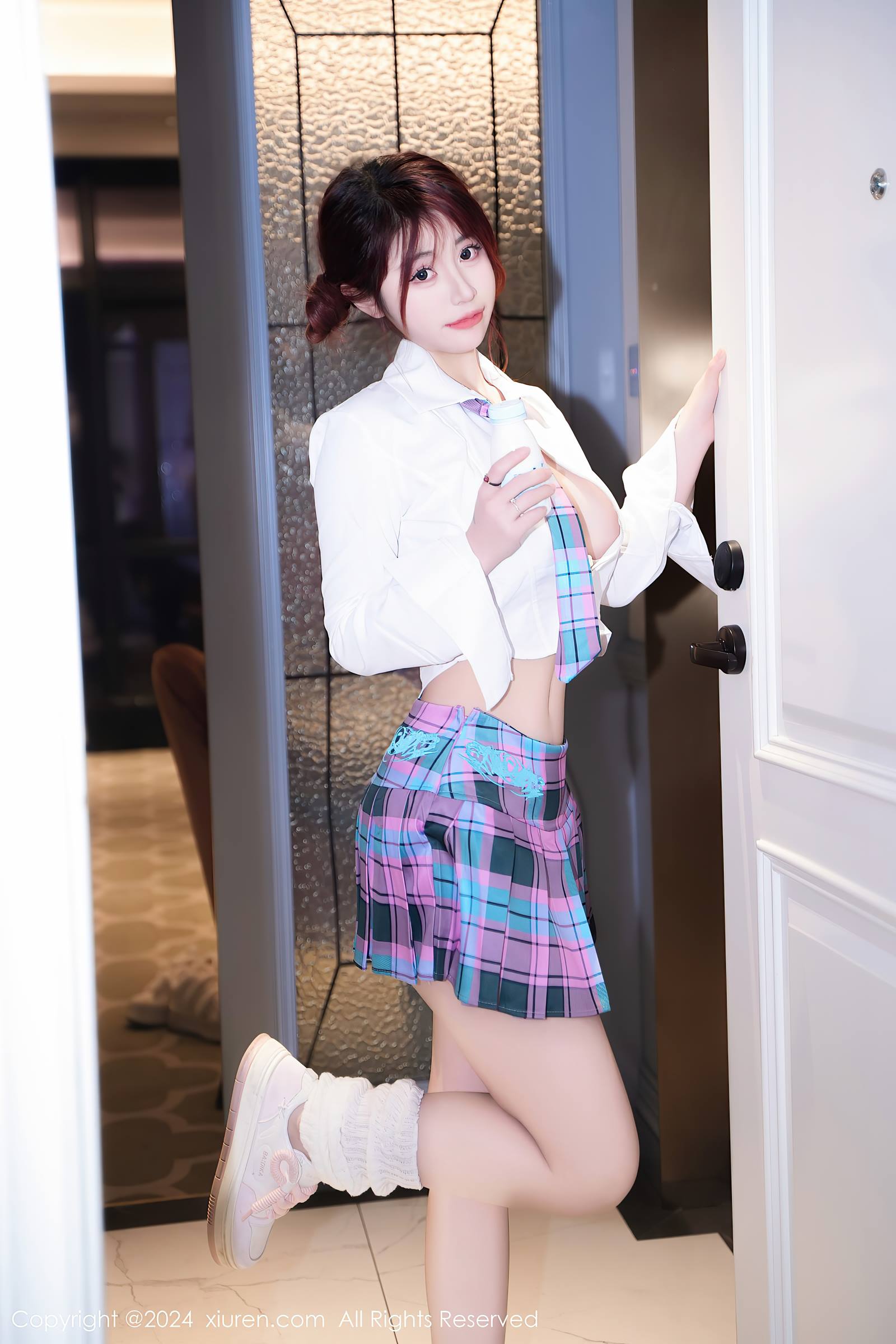 图片[25]-[Xiuren秀人网]2024.01.25 NO.8015 美七Mia 碳酸饮料 [25+1P] – 速更版-美库