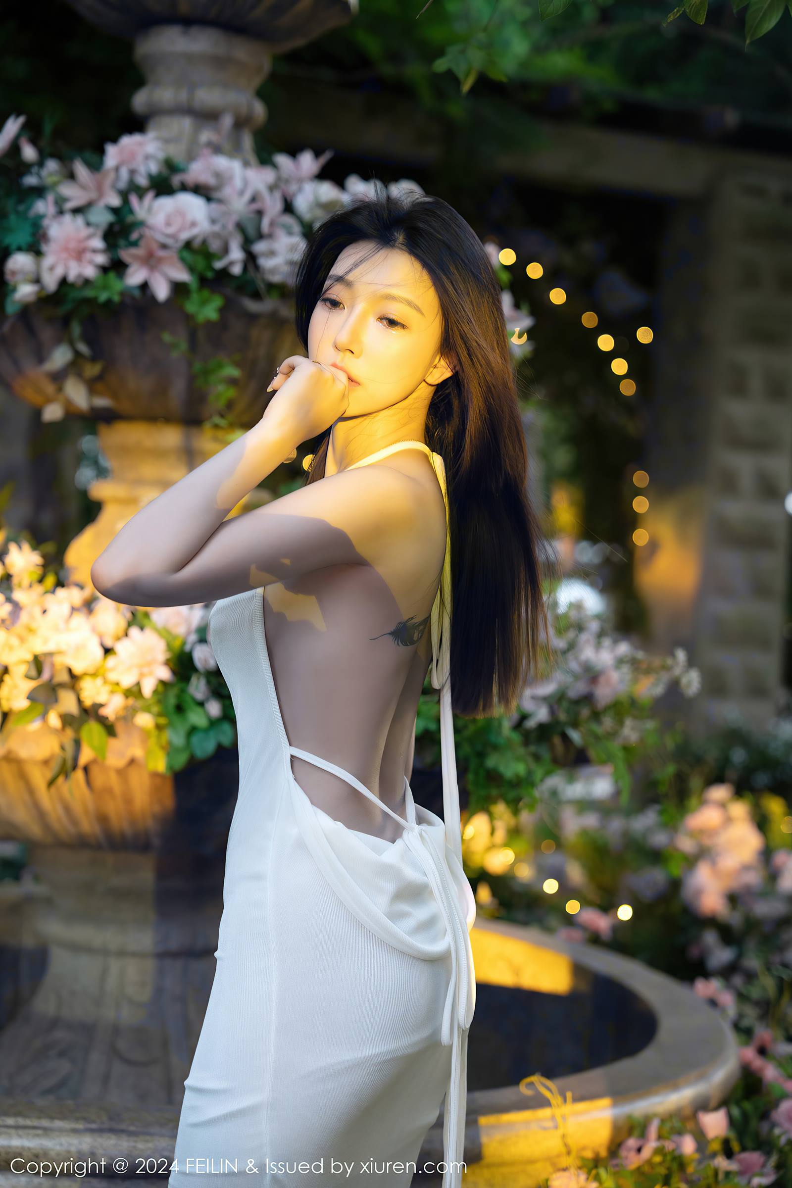 图片[28]-[Feilin嗲囡囡]2024.01.08 VOL.472 冯木木LRIS 美丽花园 [34+1P] – 速更版-美库