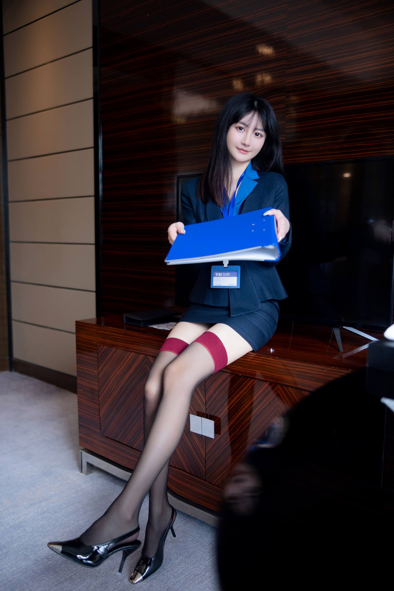 图片[11]-谢小蒽(幼幼) 性感OL紫色蕾丝[59P] – 速更版-美库