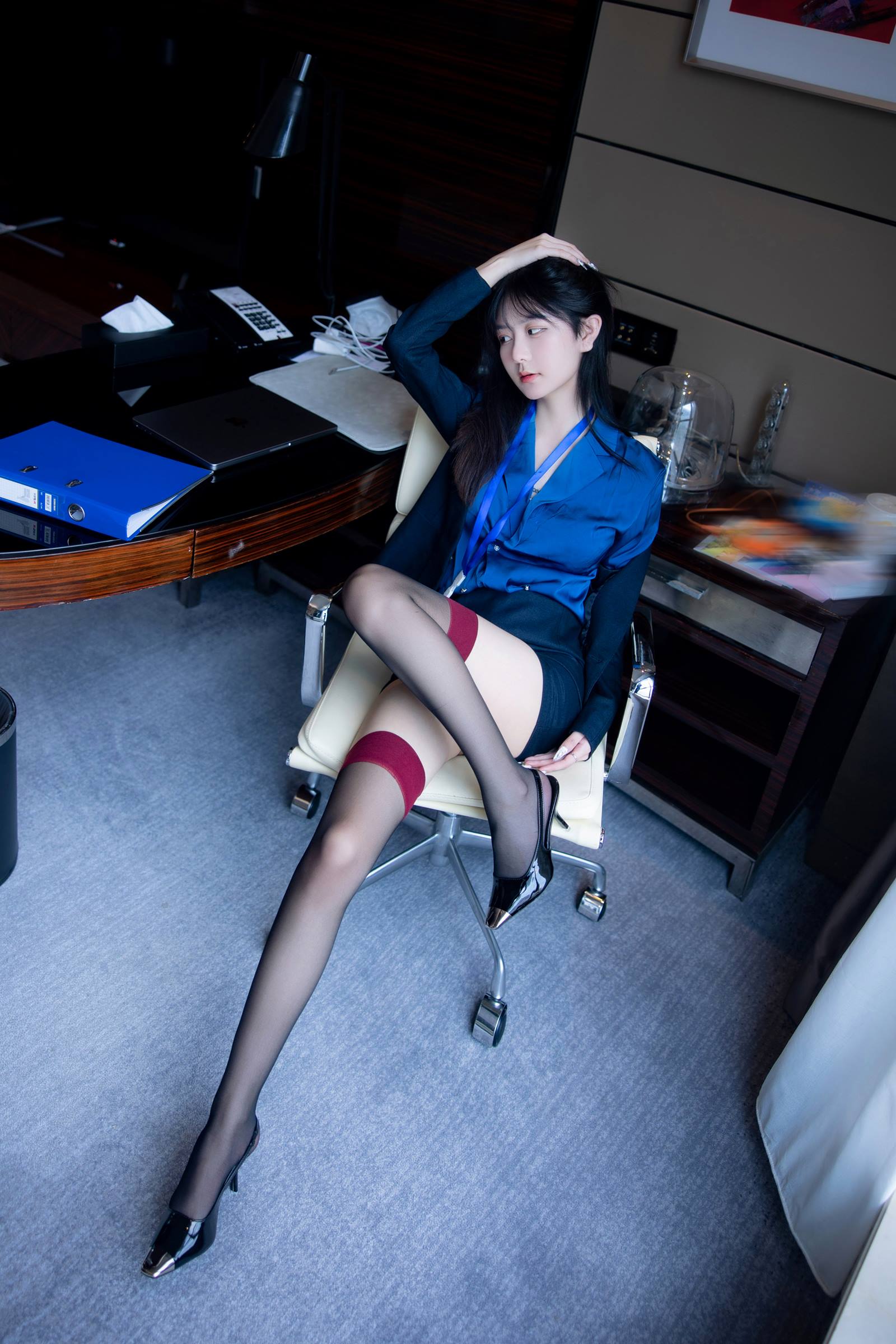 图片[17]-谢小蒽(幼幼) 性感OL紫色蕾丝[59P] – 速更版-美库