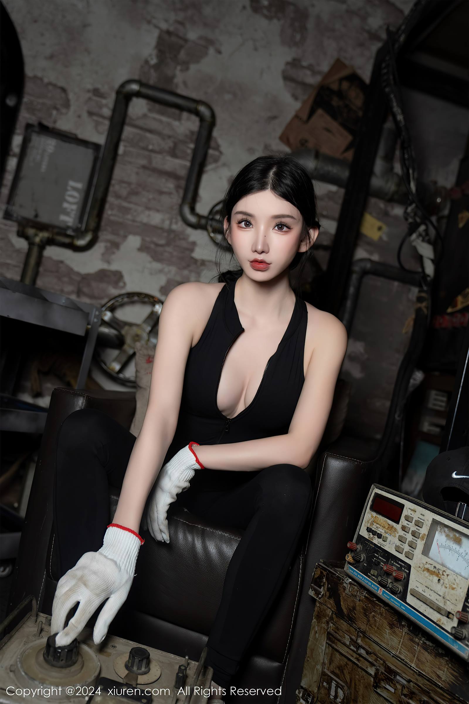 图片[31]-[Xiuren秀人网]2024.01.26 NO.8027 周于希Sally 黑暗女生 [47+1P] – 速更版-美库