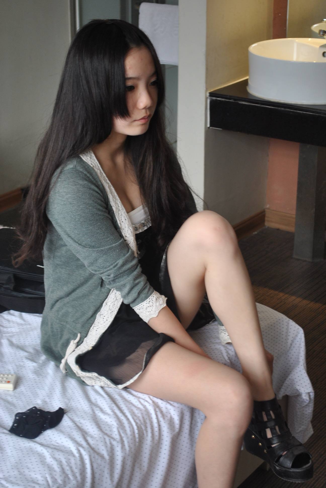 图片[34]-自由摄影 No.022 慧子斑点丝穿袜 [39P] – 速更版-美库