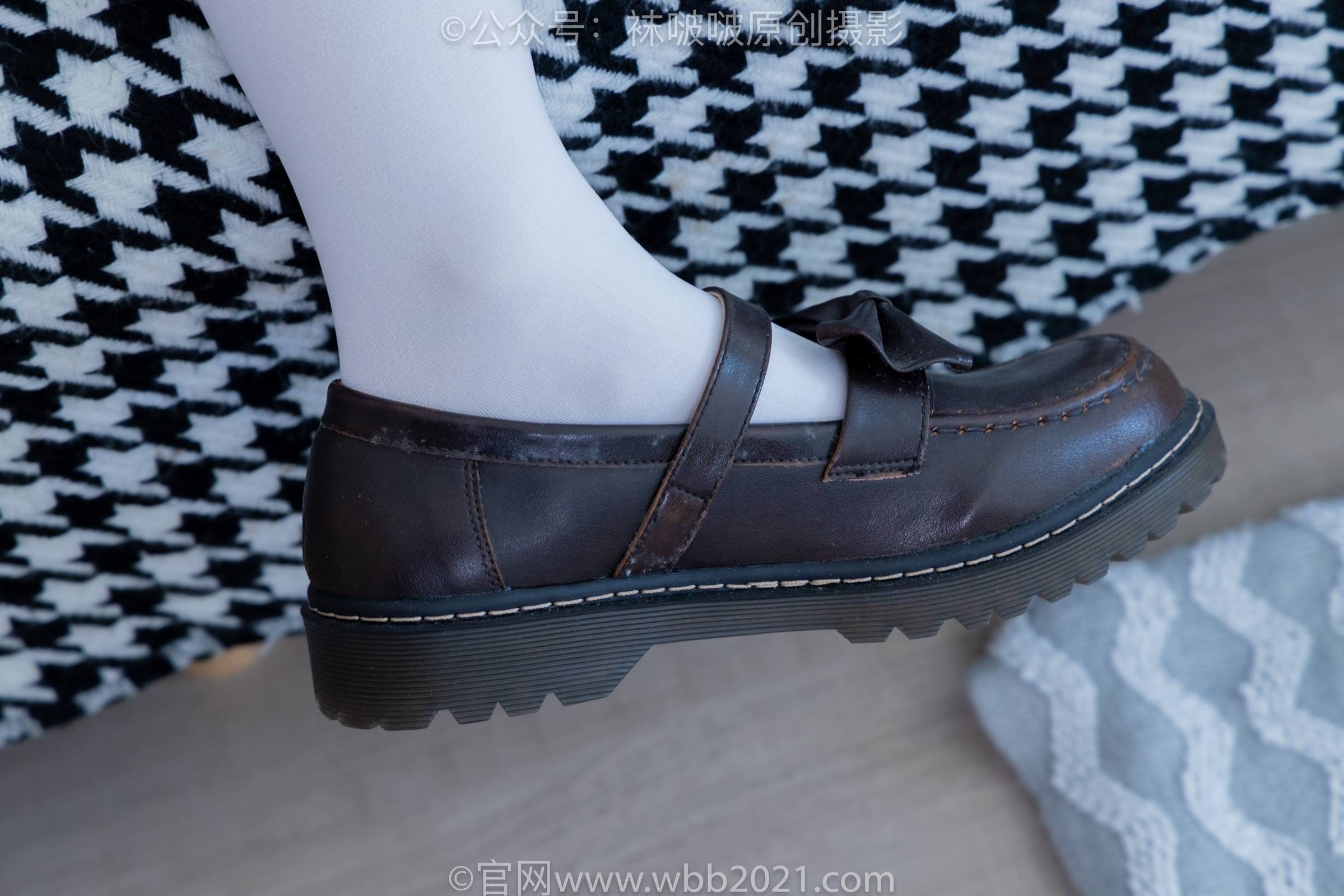 图片[24]-[BoBoSocks袜啵啵]NO.325 甜甜圈-皮鞋、厚白丝[145P] – 速更版-美库