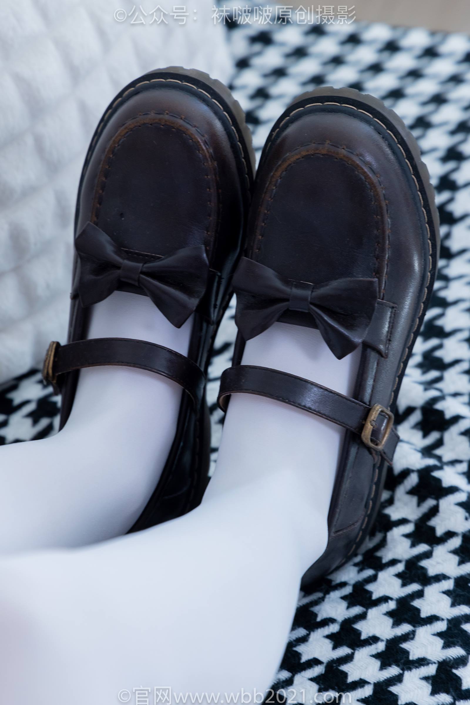 图片[25]-[BoBoSocks袜啵啵]NO.325 甜甜圈-皮鞋、厚白丝[145P] – 速更版-美库