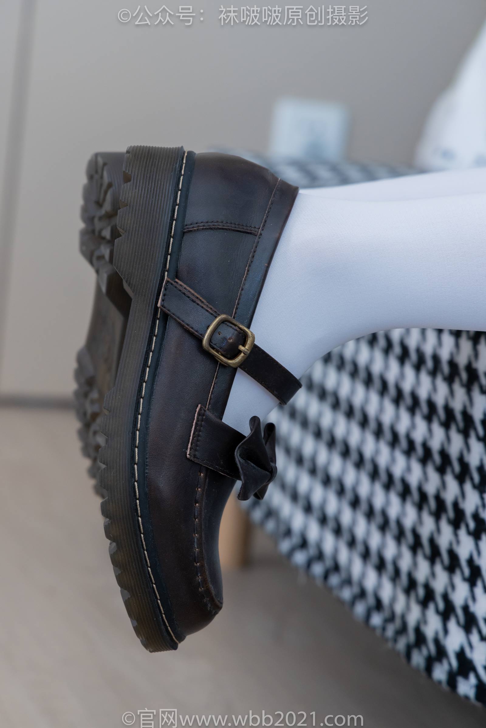 图片[33]-[BoBoSocks袜啵啵]NO.325 甜甜圈-皮鞋、厚白丝[145P] – 速更版-美库