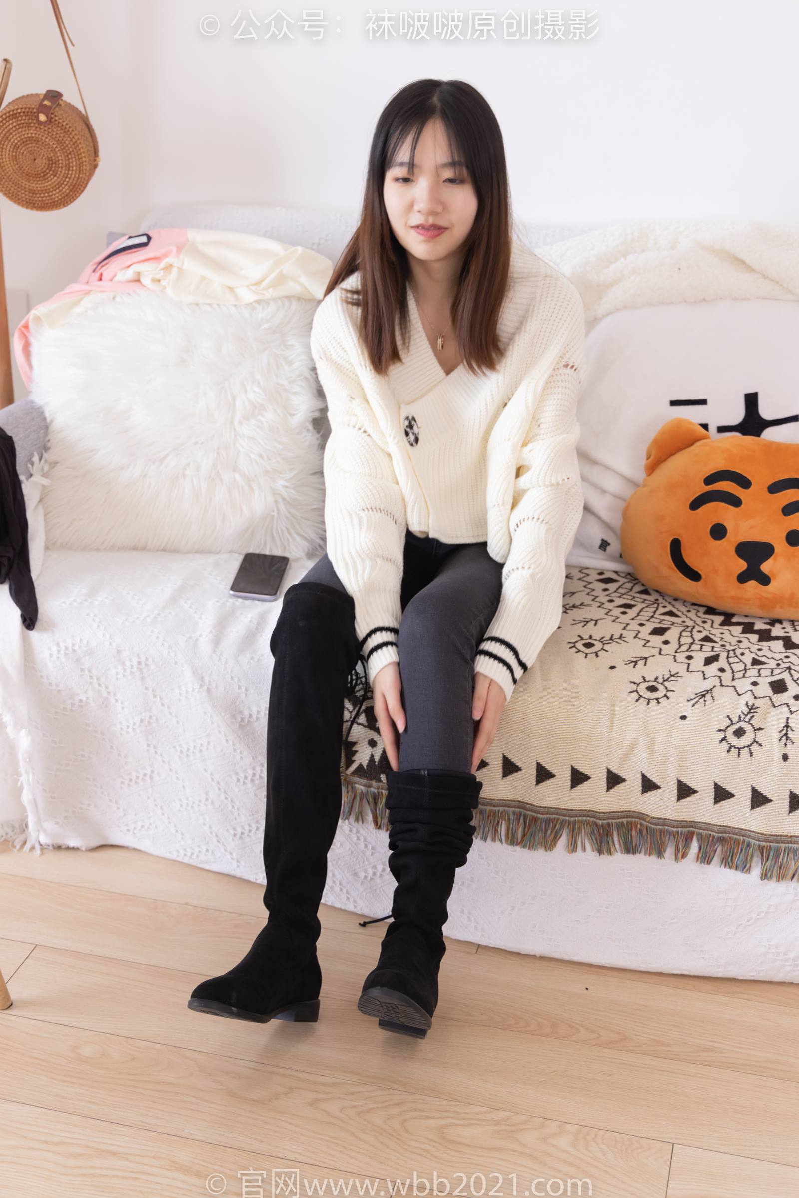 图片[24]-[BoBoSocks袜啵啵]NO.326 小甜豆-长靴、油亮灰丝、裤里丝[155P] – 速更版-美库