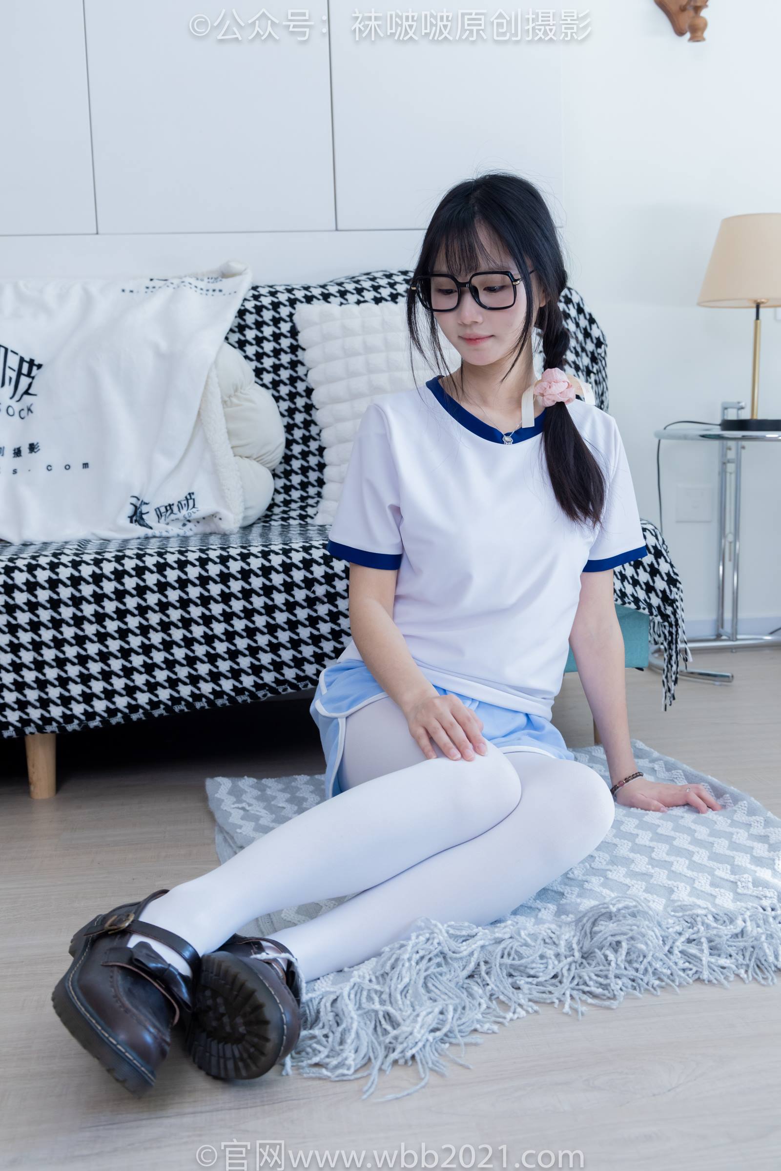 图片[41]-[BoBoSocks袜啵啵]NO.325 甜甜圈-皮鞋、厚白丝[145P] – 速更版-美库