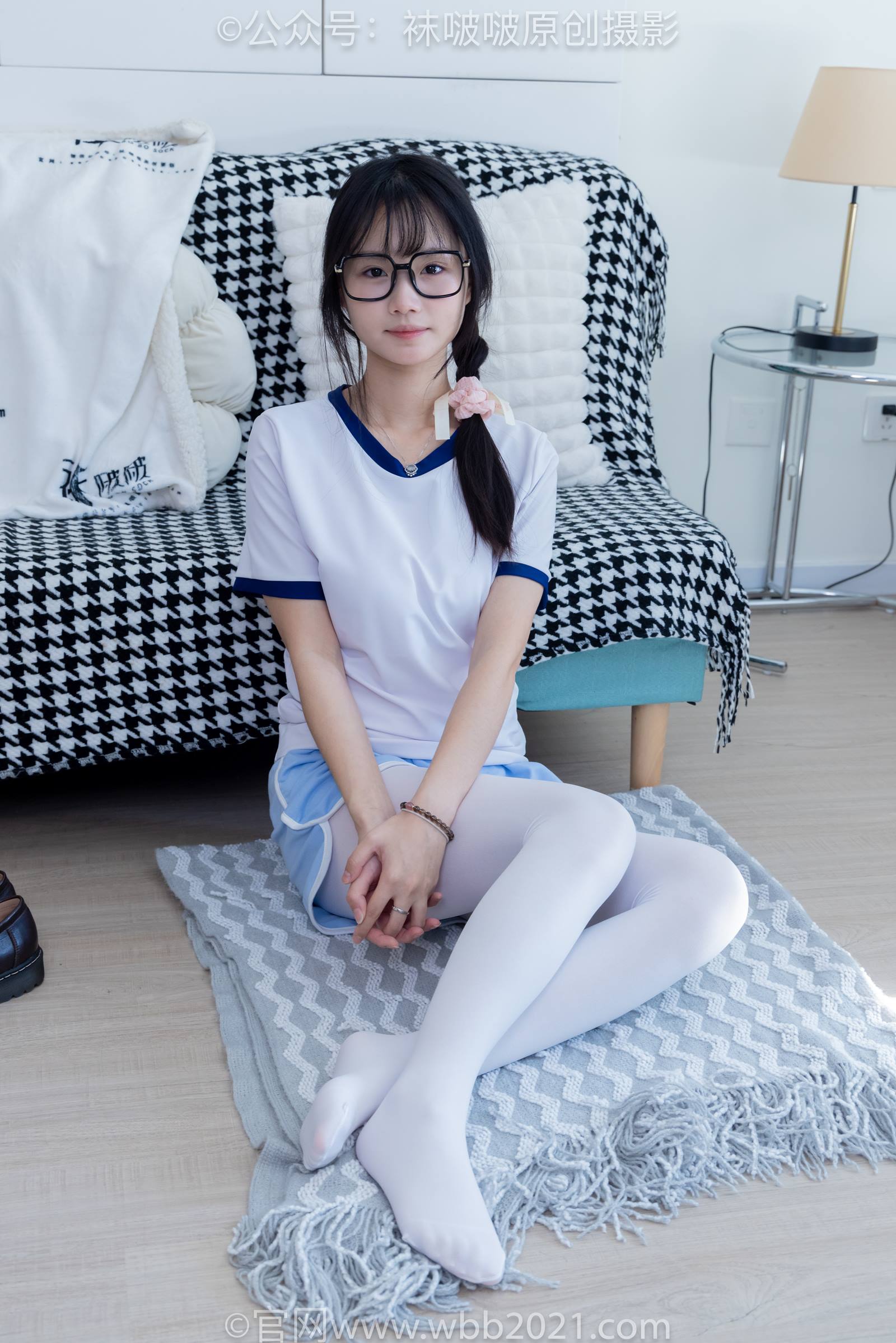 图片[49]-[BoBoSocks袜啵啵]NO.325 甜甜圈-皮鞋、厚白丝[145P] – 速更版-美库