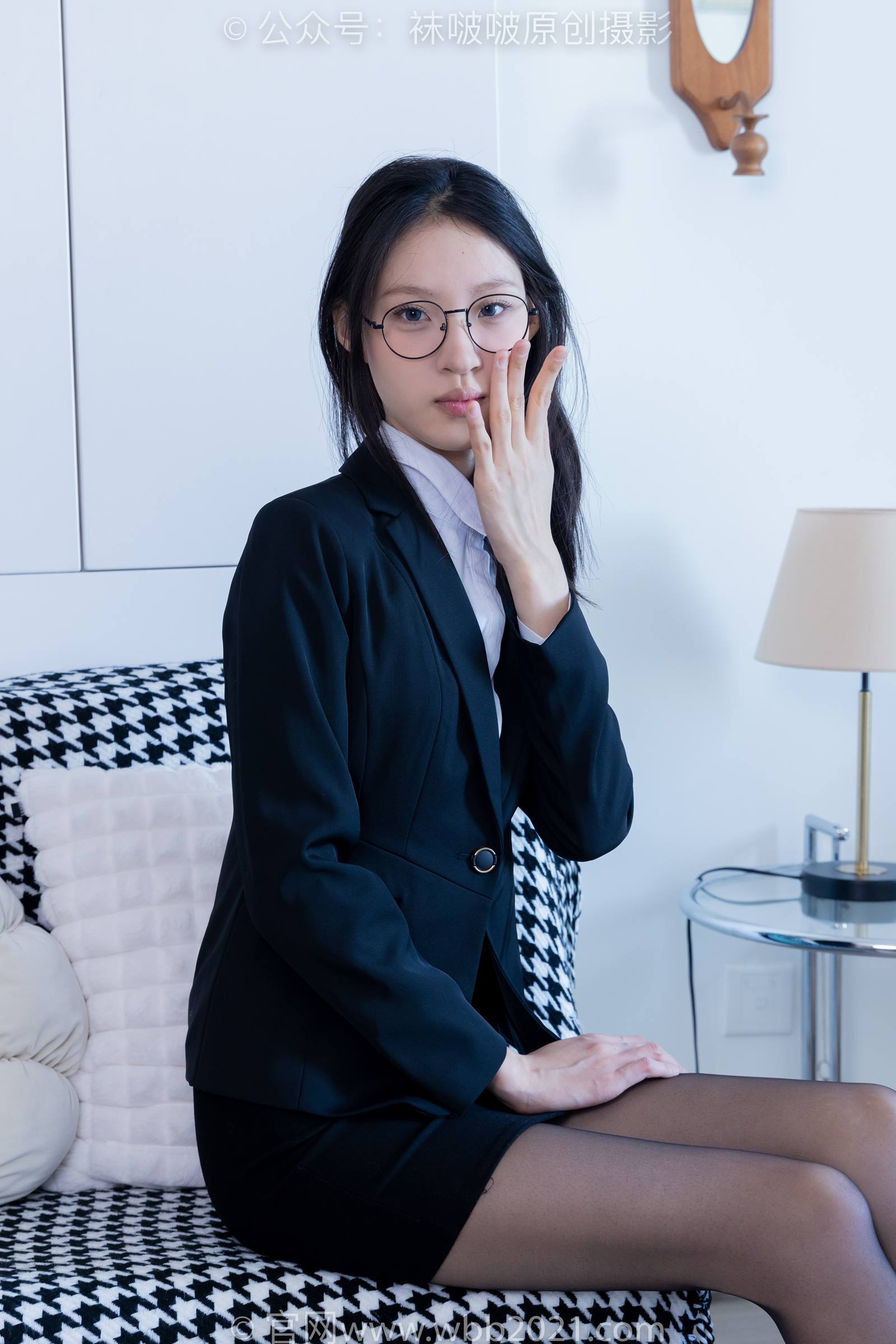 图片[122]-[BoBoSocks袜啵啵]NO.327 雪糕-高跟鞋、黑丝、ol风[140P] – 速更版-美库