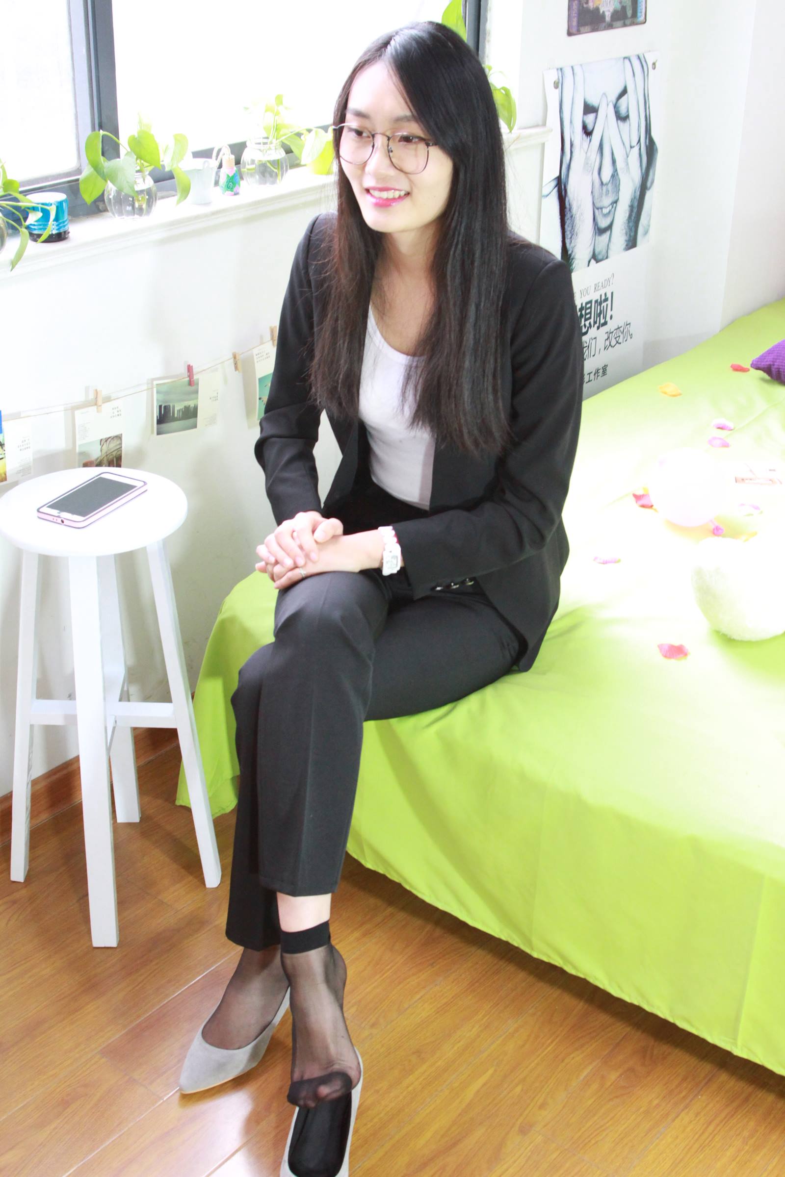 图片[31]-自由摄影 No.025 马上就要踏入社会的小姐姐一身职业装清爽美丽 [91P] – 速更版-美库