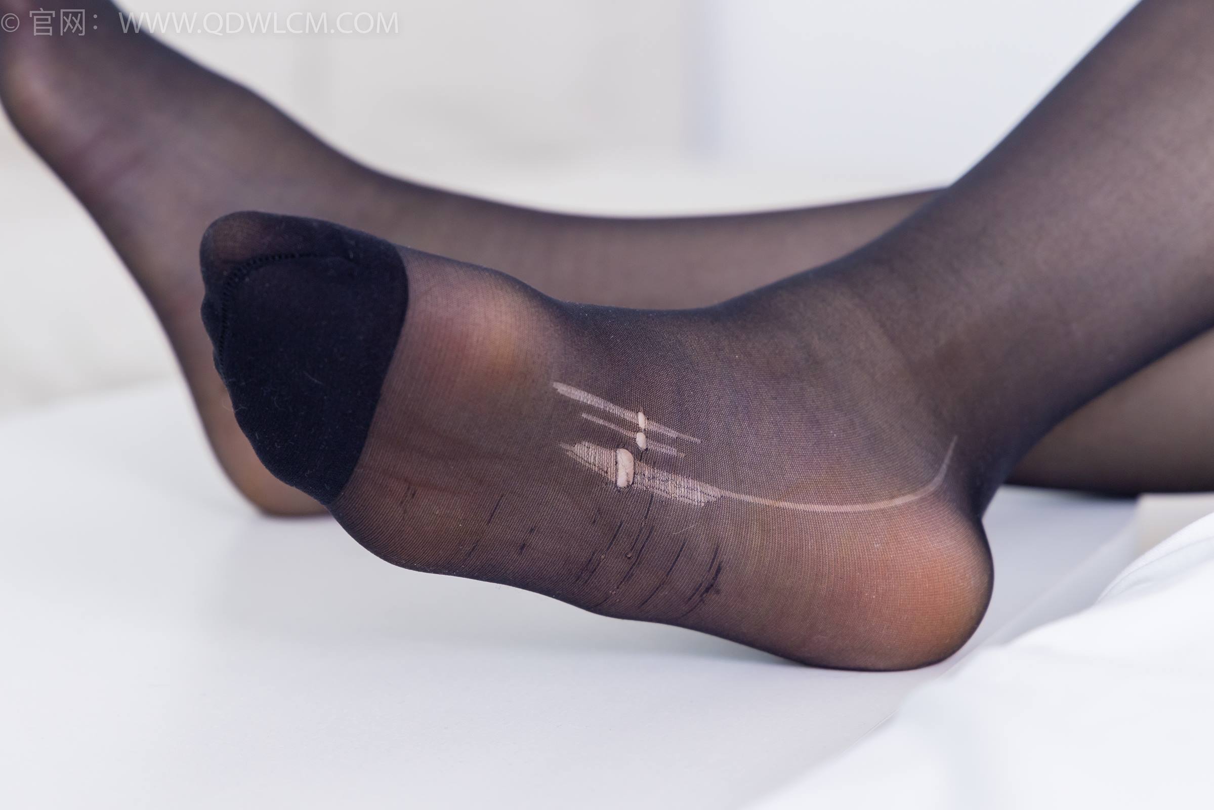 图片[131]-物恋传媒 NO.1831 菜菜-那座山[190P] – 速更版-美库