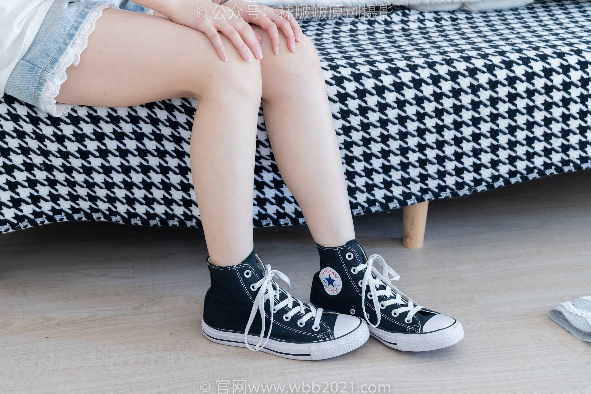 图片[10]-[BoBoSocks袜啵啵]NO.331 甜甜圈-板鞋、白棉袜、裸足[144P] – 速更版-美库