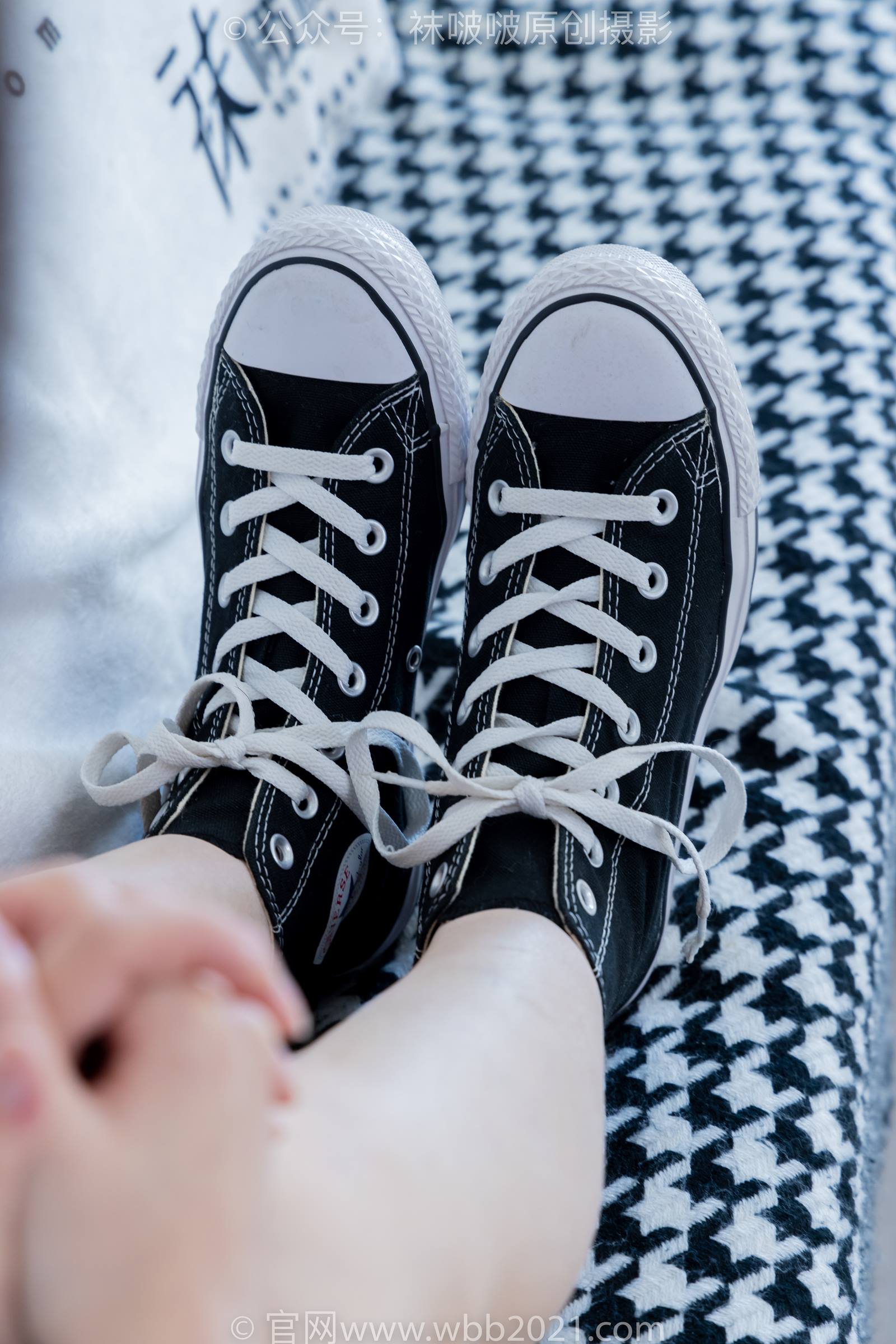 图片[27]-[BoBoSocks袜啵啵]NO.331 甜甜圈-板鞋、白棉袜、裸足[144P] – 速更版-美库