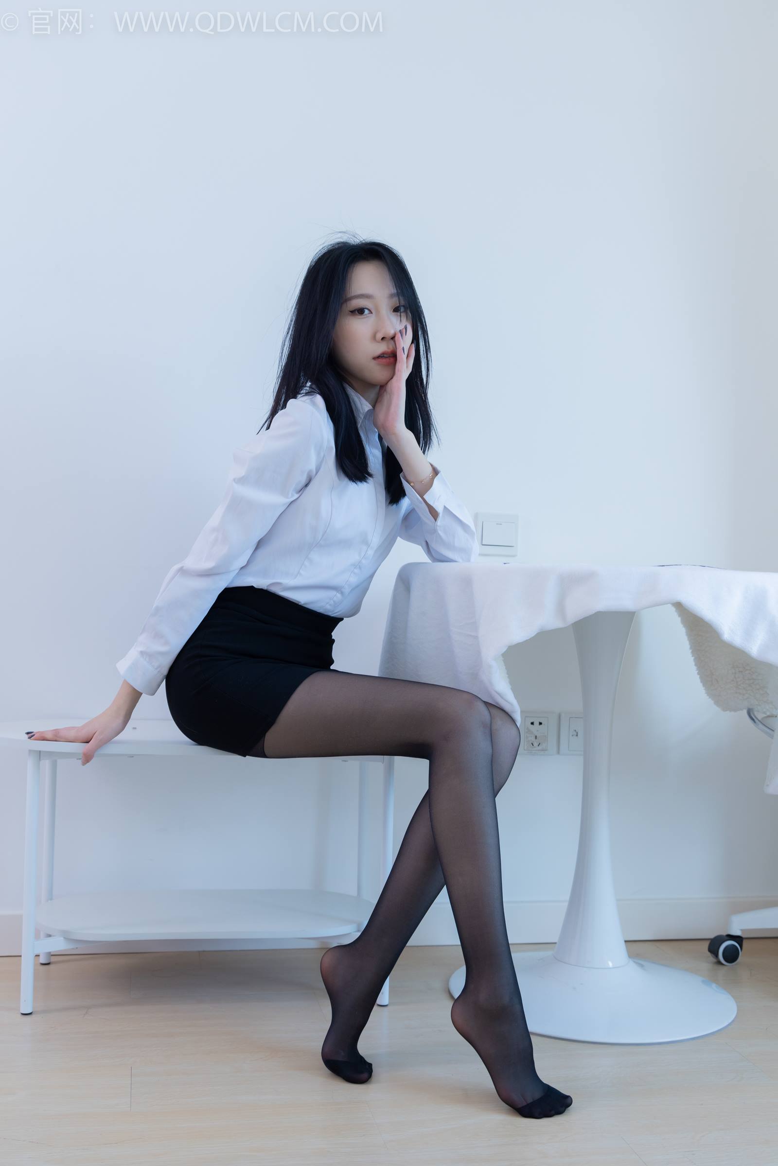 图片[131]-物恋传媒 NO.1833 小艾-好久不见[150P] – 速更版-美库