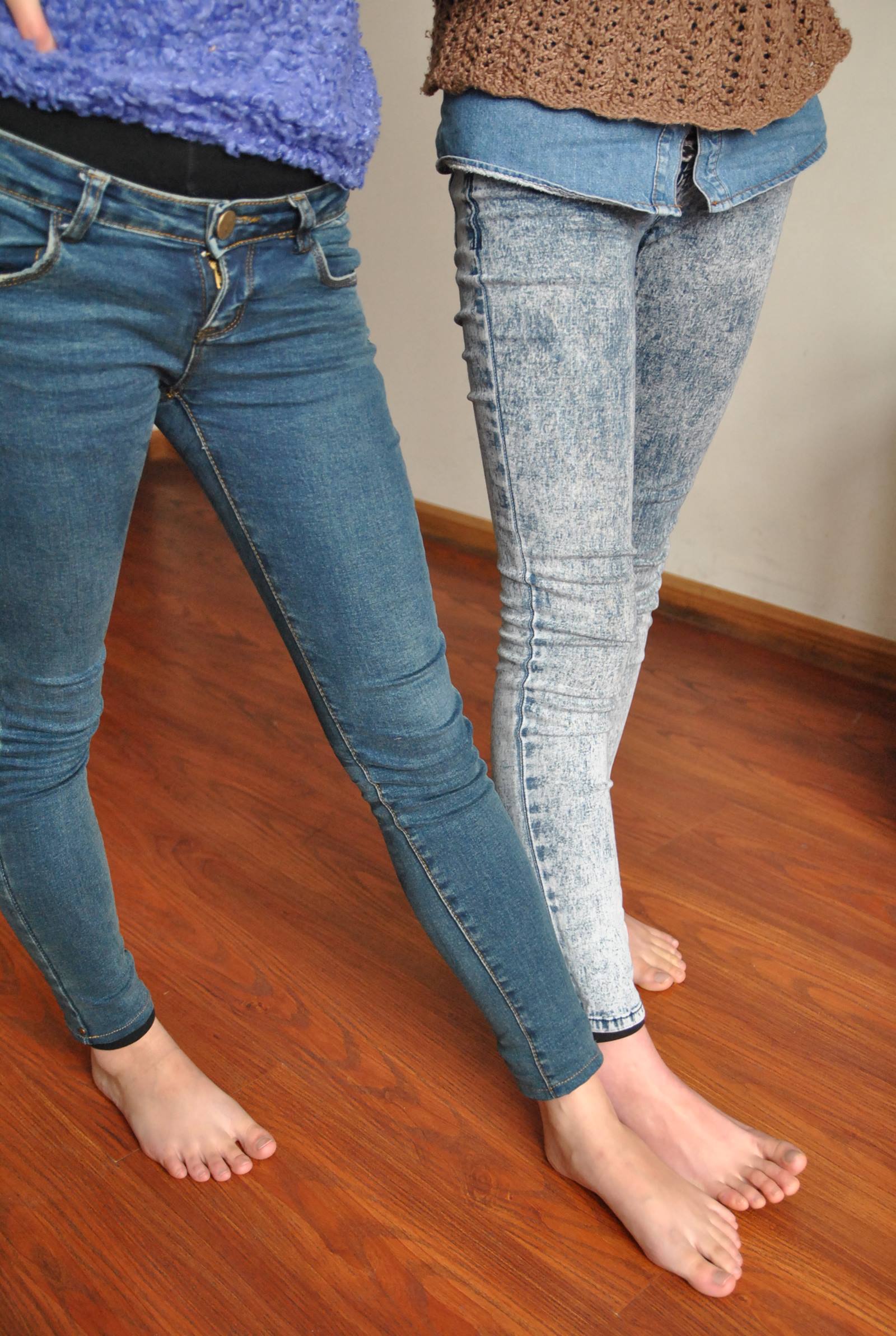 图片[38]-自由摄影 No.039 楠楠 齐齐 裸足比脚 [61P] – 速更版-美库