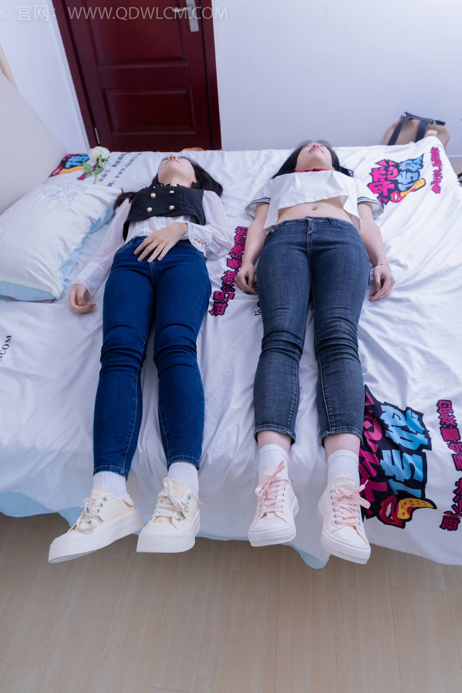 图片[33]-物恋传媒 NO.1835 纱纱&小谷-微风拂过[195P] – 速更版-美库