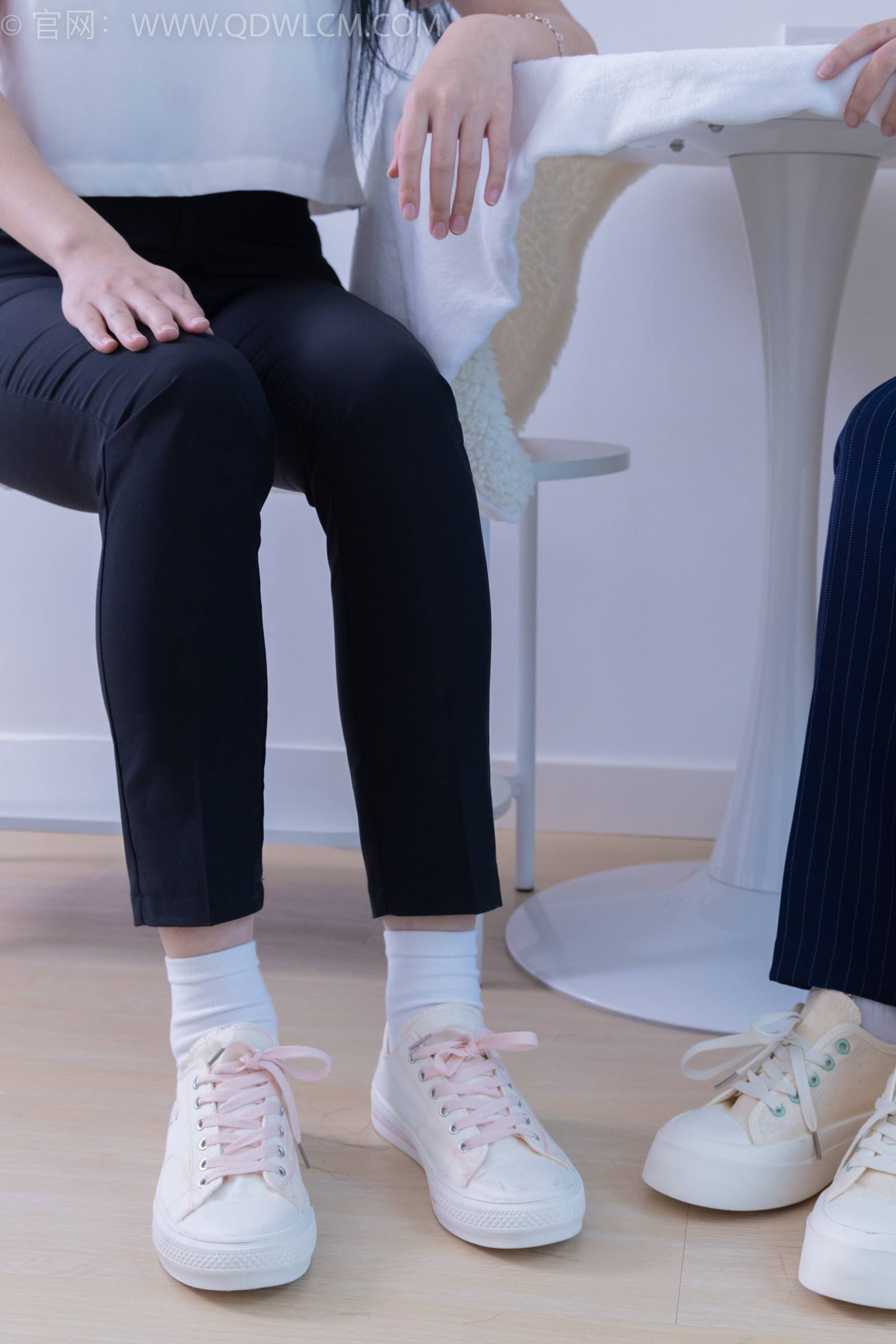 图片[98]-物恋传媒 NO.1835 纱纱&小谷-微风拂过[195P] – 速更版-美库