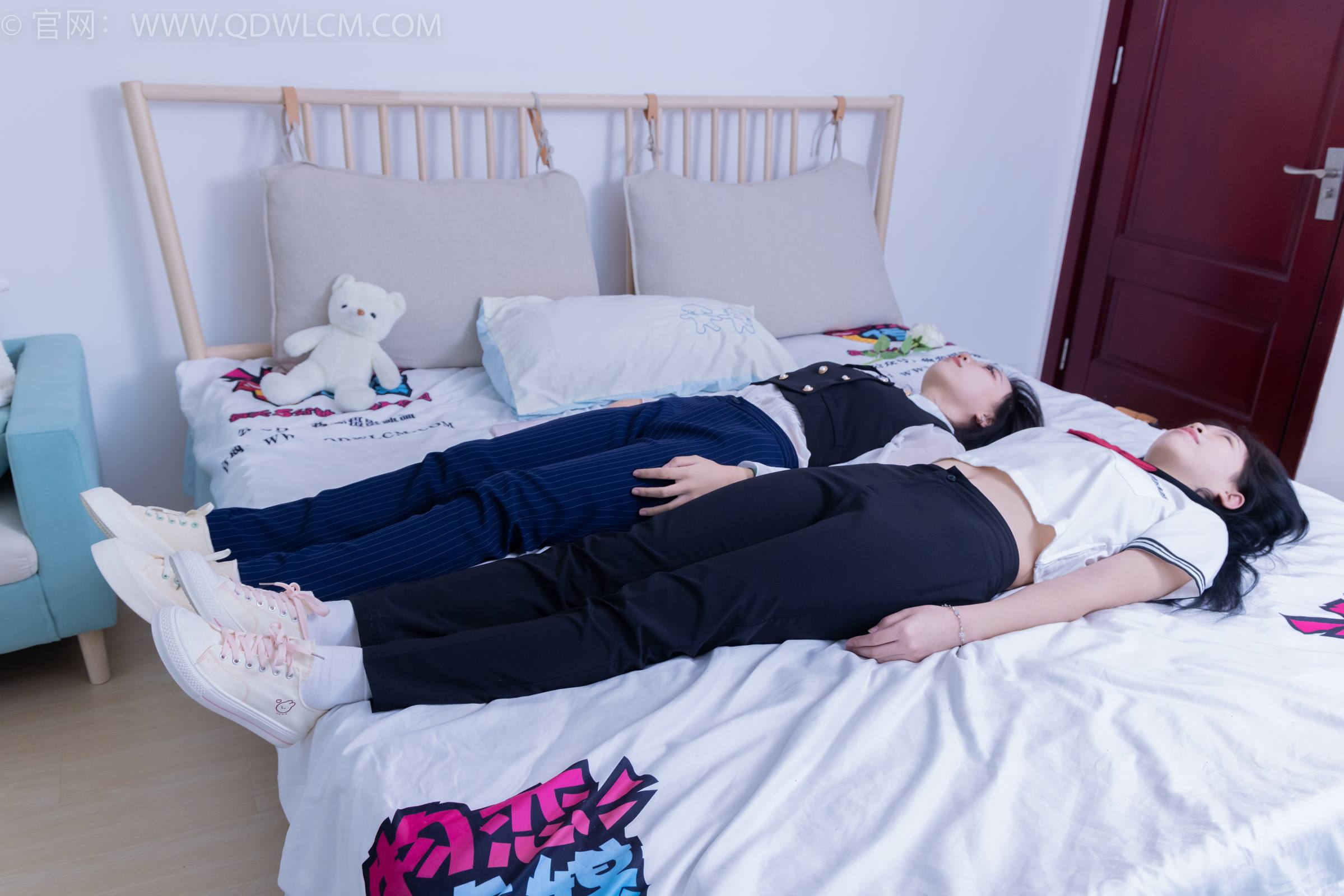 图片[184]-物恋传媒 NO.1835 纱纱&小谷-微风拂过[195P] – 速更版-美库