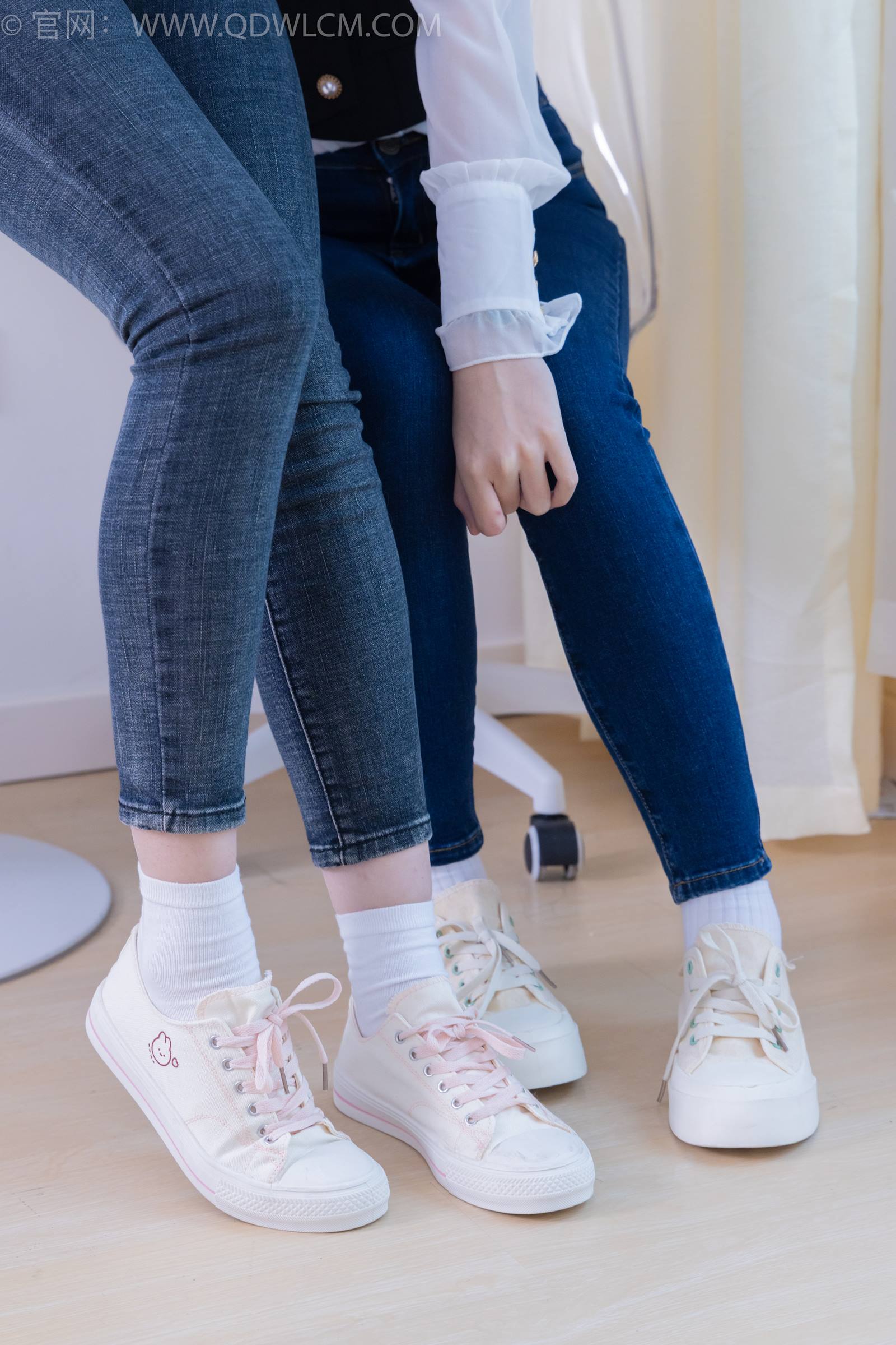 图片[195]-物恋传媒 NO.1835 纱纱&小谷-微风拂过[195P] – 速更版-美库