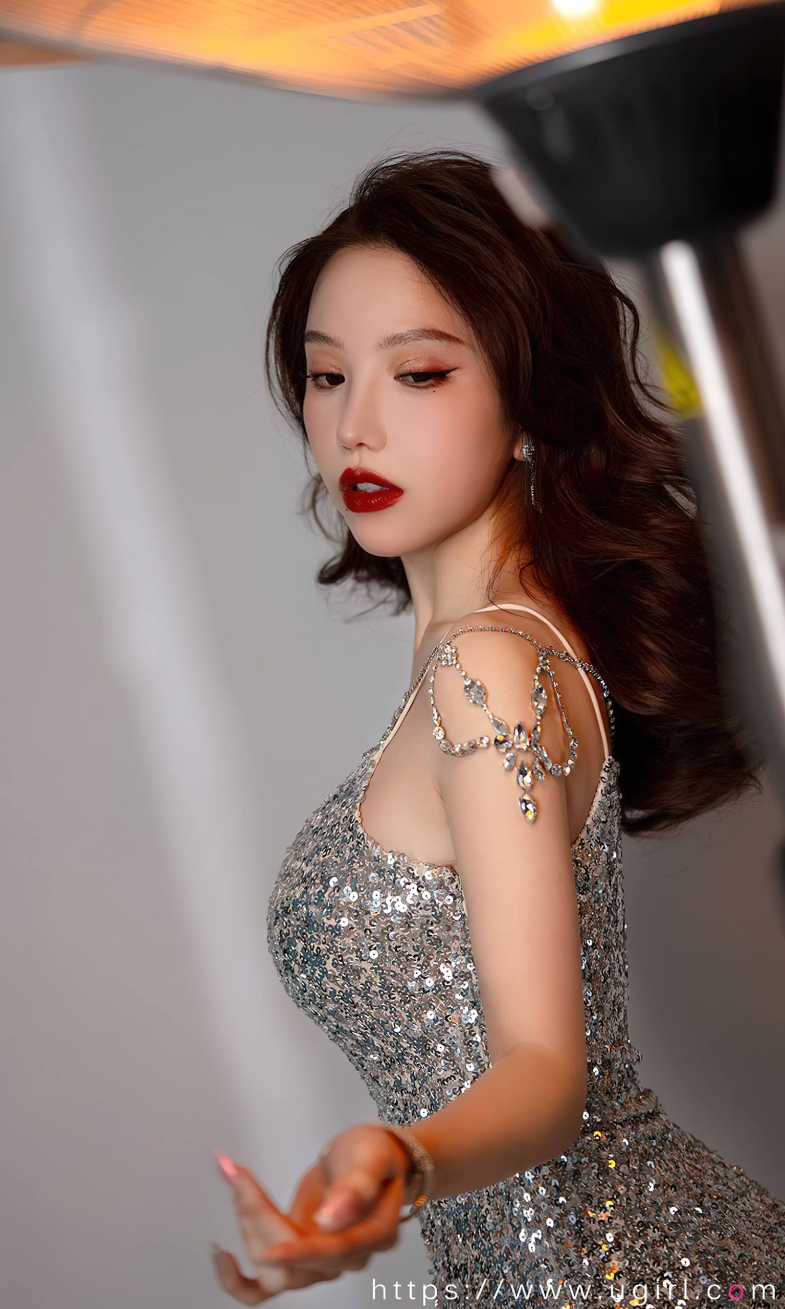 图片[18]-[爱尤物]2023 NO.2765 孤独欢喜 妮小妖[35P] – 速更版-美库