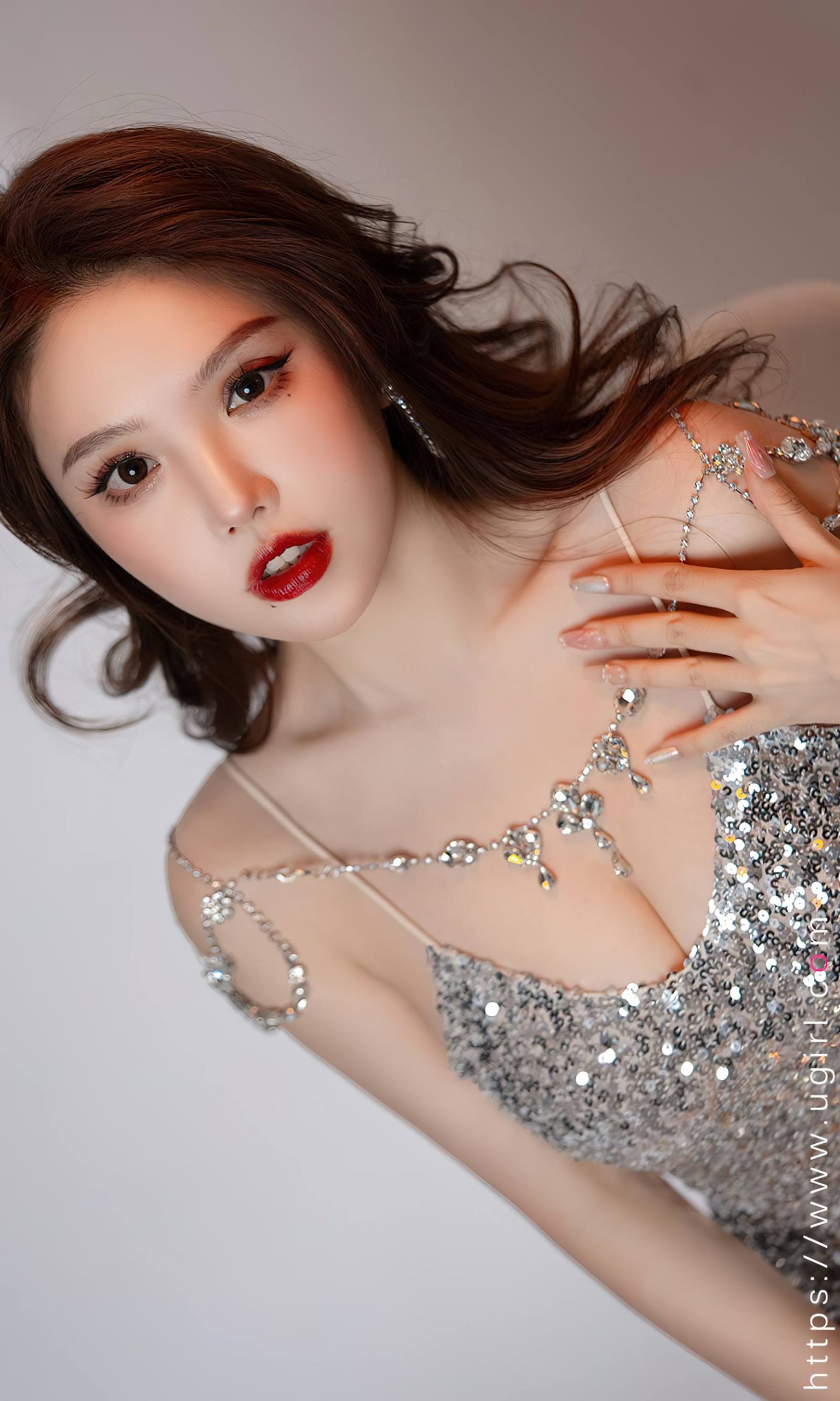 图片[26]-[爱尤物]2023 NO.2765 孤独欢喜 妮小妖[35P] – 速更版-美库