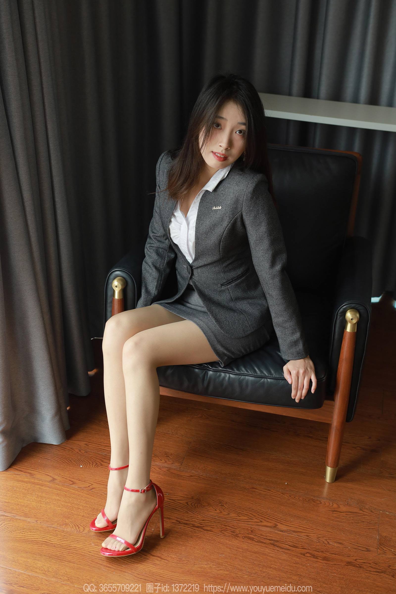 图片[12]-[IESS异思趣向] 2024.01.11 丝享家1635：小九《OL制服（下）》[72P] – 速更版-美库