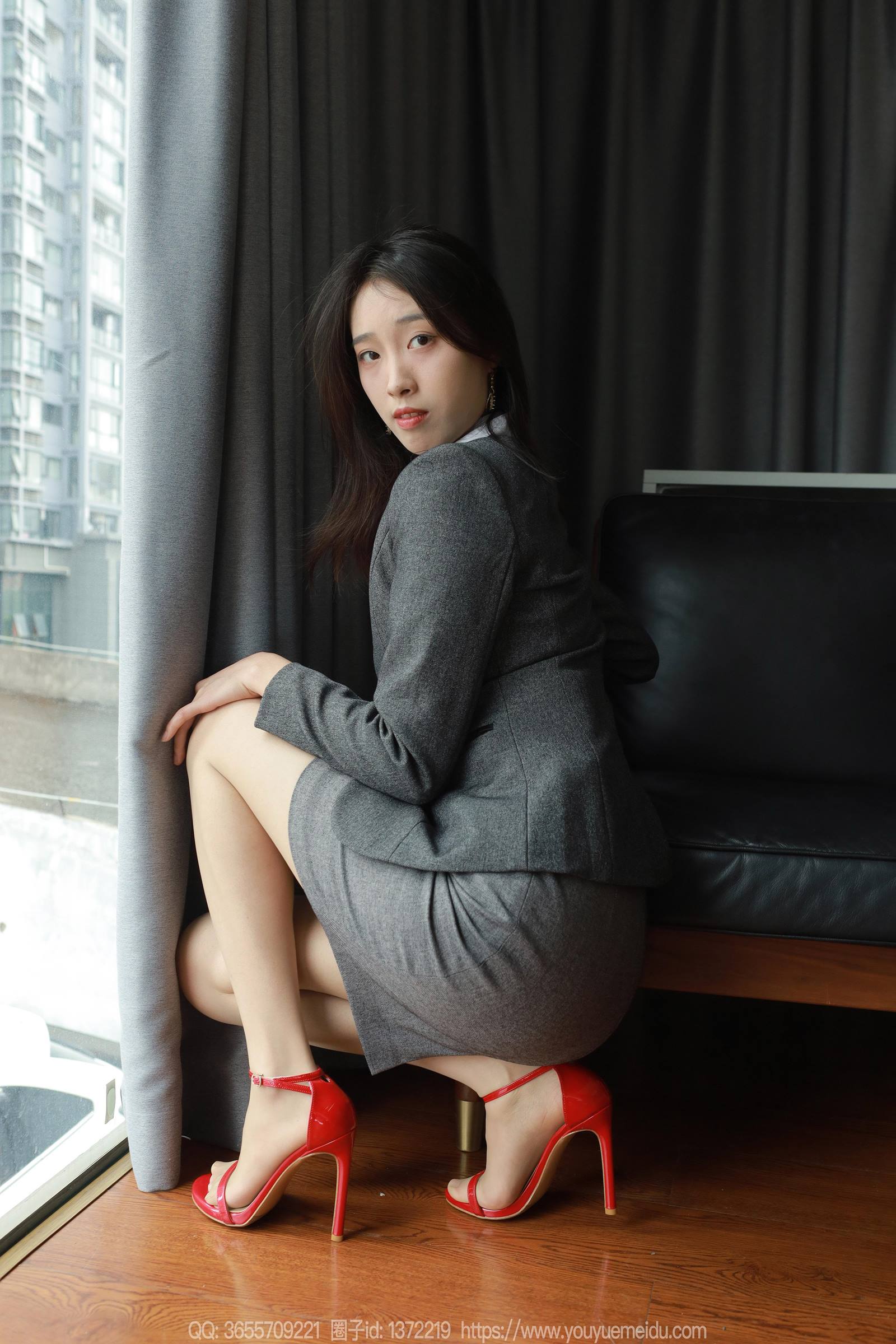 图片[70]-[IESS异思趣向] 2024.01.11 丝享家1635：小九《OL制服（下）》[72P] – 速更版-美库