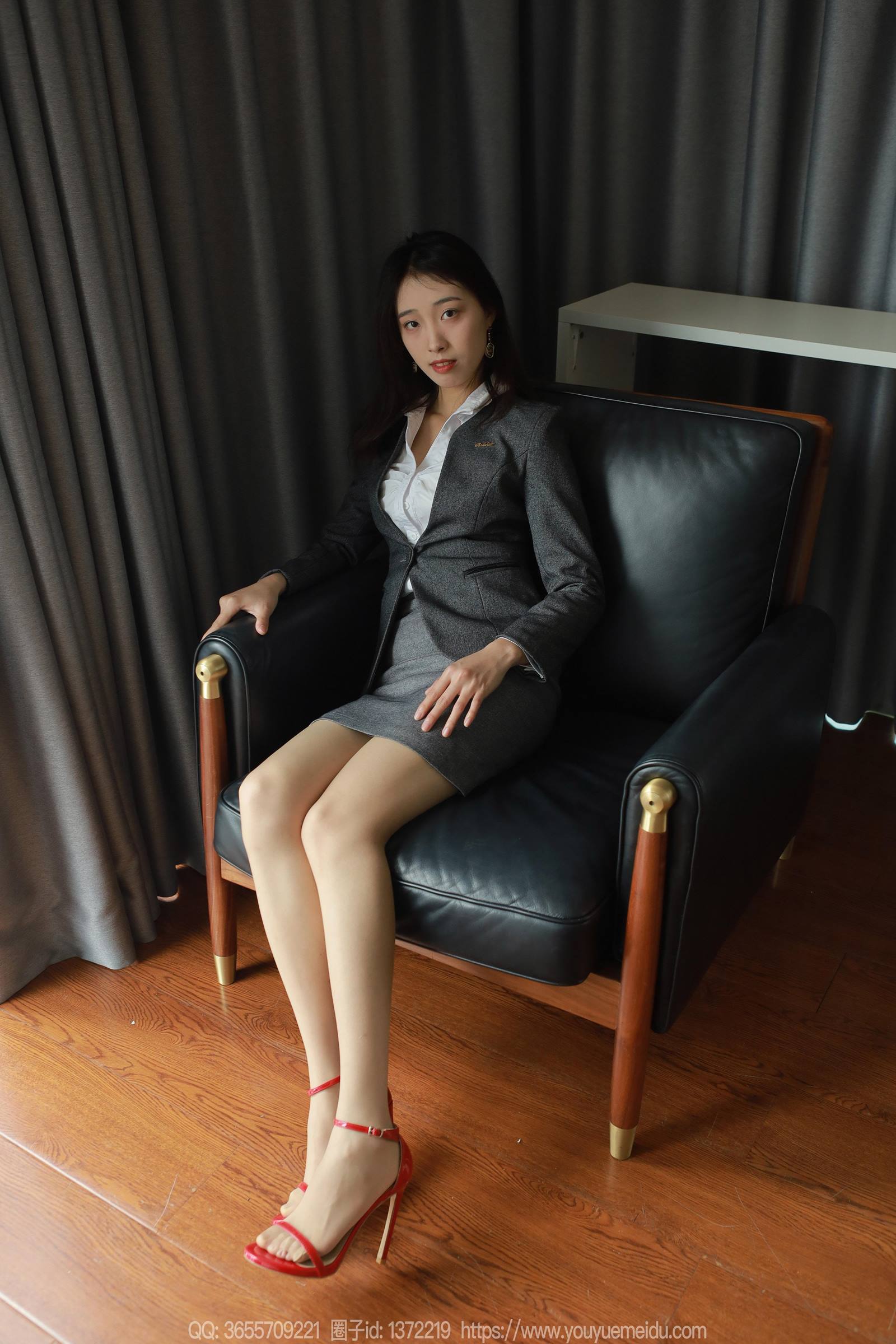 图片[72]-[IESS异思趣向] 2024.01.11 丝享家1635：小九《OL制服（下）》[72P] – 速更版-美库