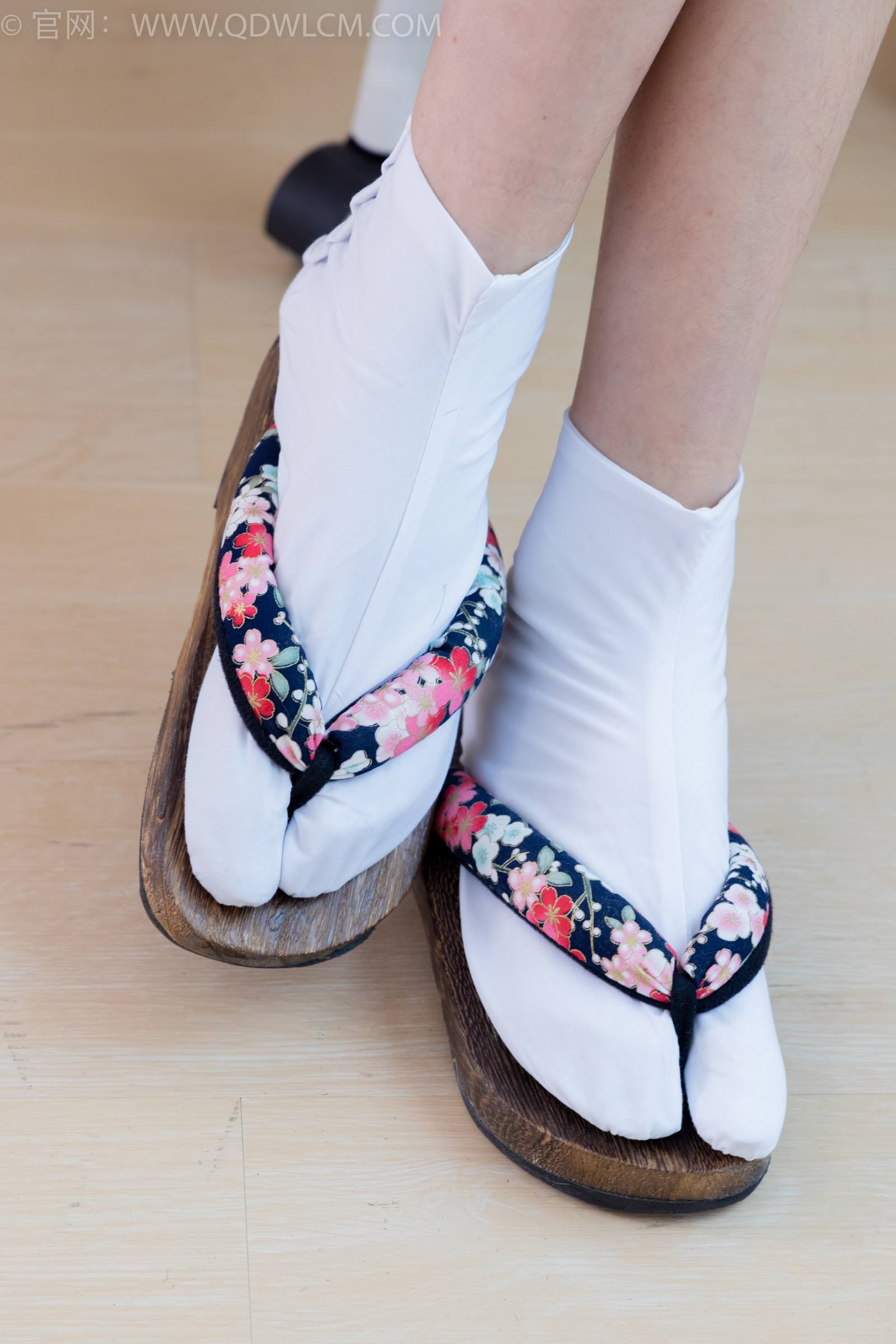 图片[28]-物恋传媒 NO.1838 雏菊-樱花绽放[180P] – 速更版-美库