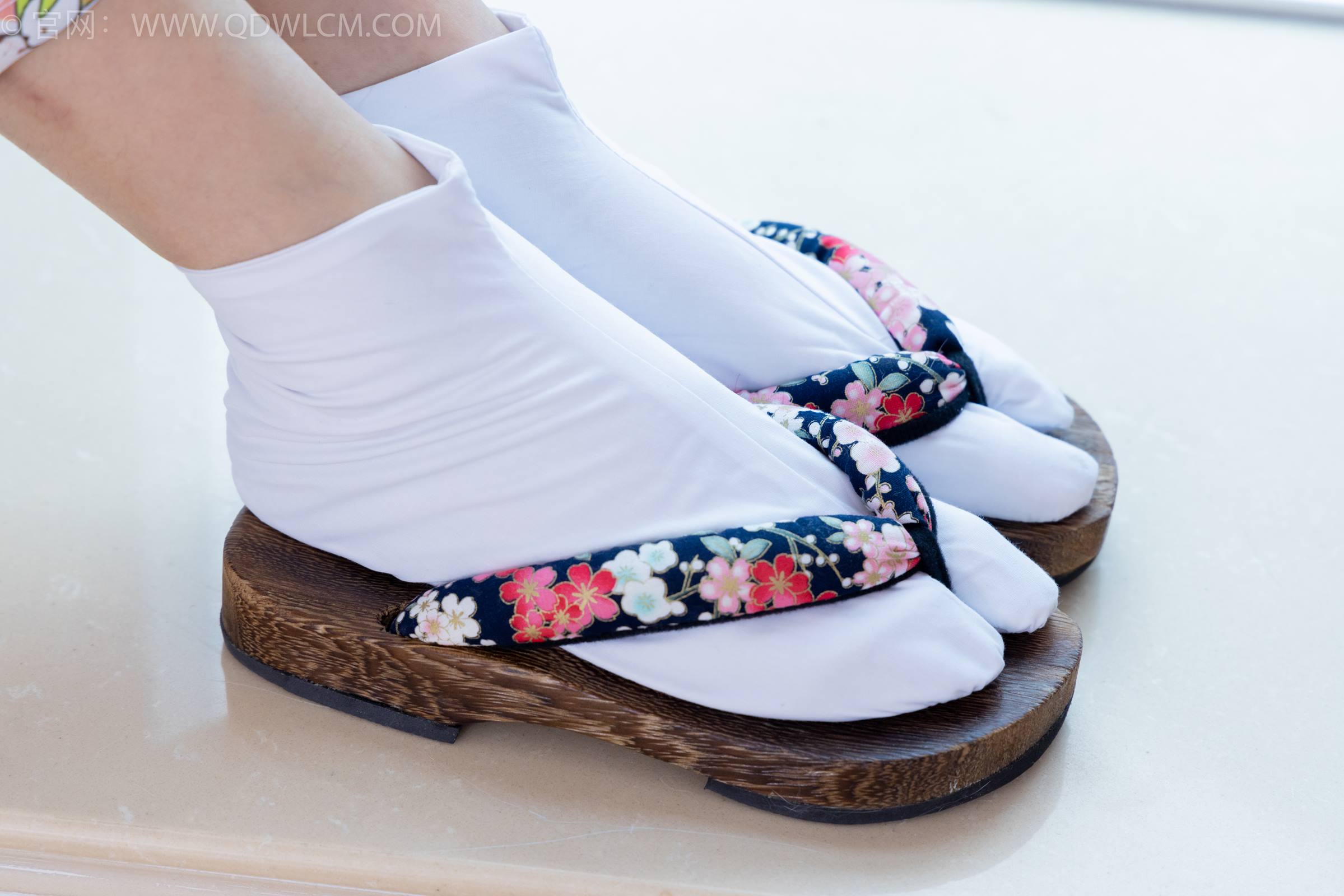 图片[43]-物恋传媒 NO.1838 雏菊-樱花绽放[180P] – 速更版-美库