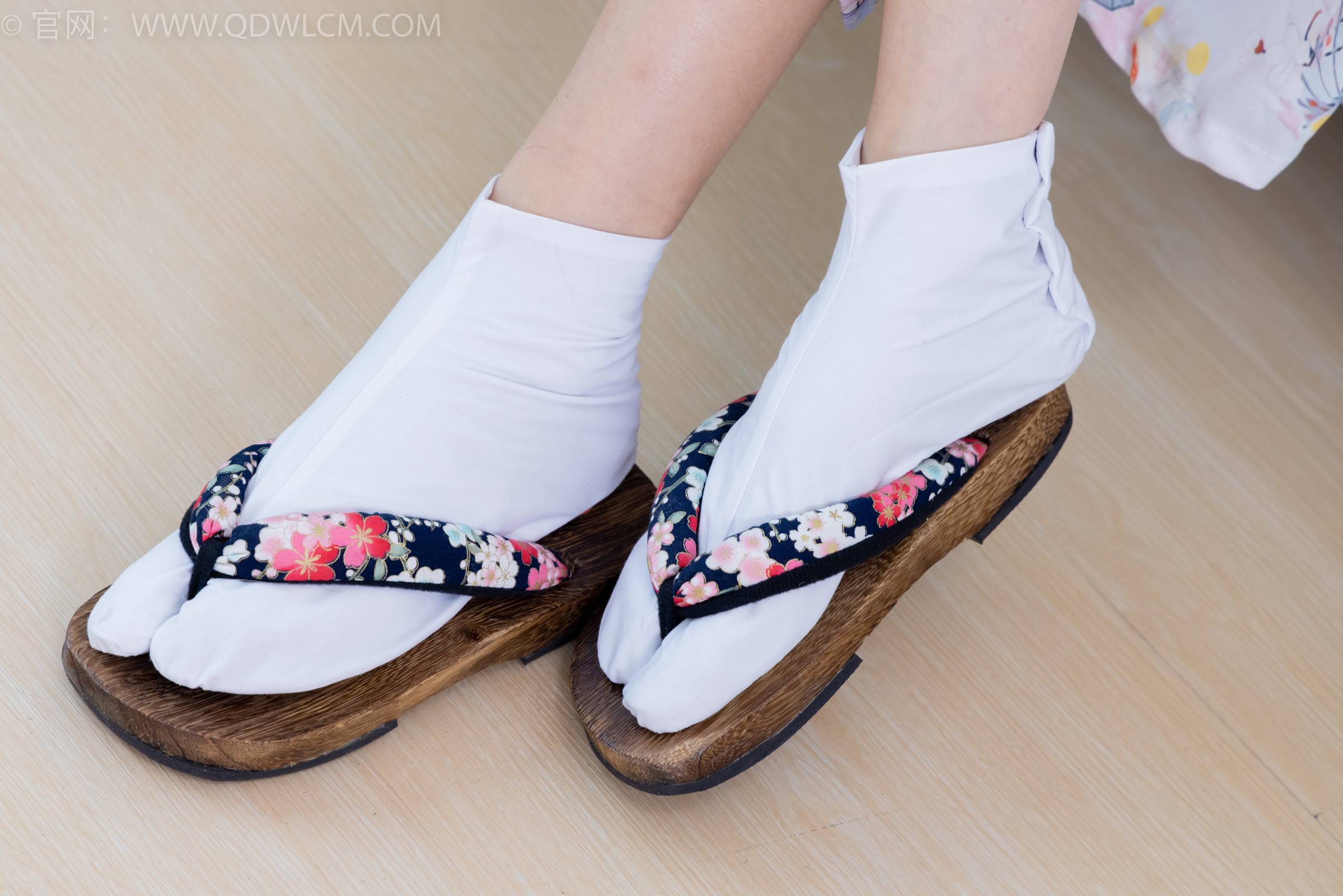 图片[59]-物恋传媒 NO.1838 雏菊-樱花绽放[180P] – 速更版-美库