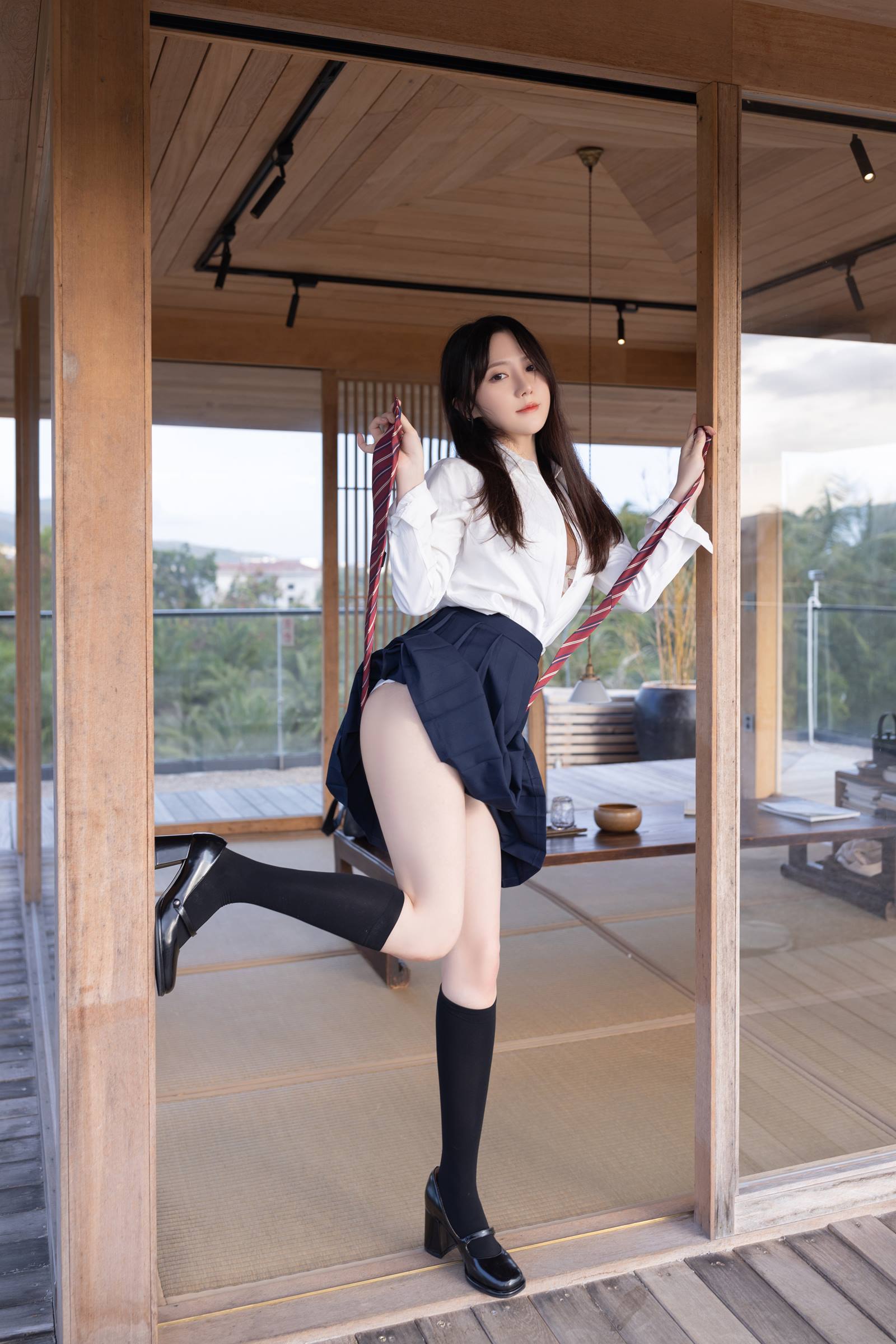 图片[31]-秀人内购@鱼子酱Fish – 内购私拍《外出回忆录》[38P] – 速更版-美库