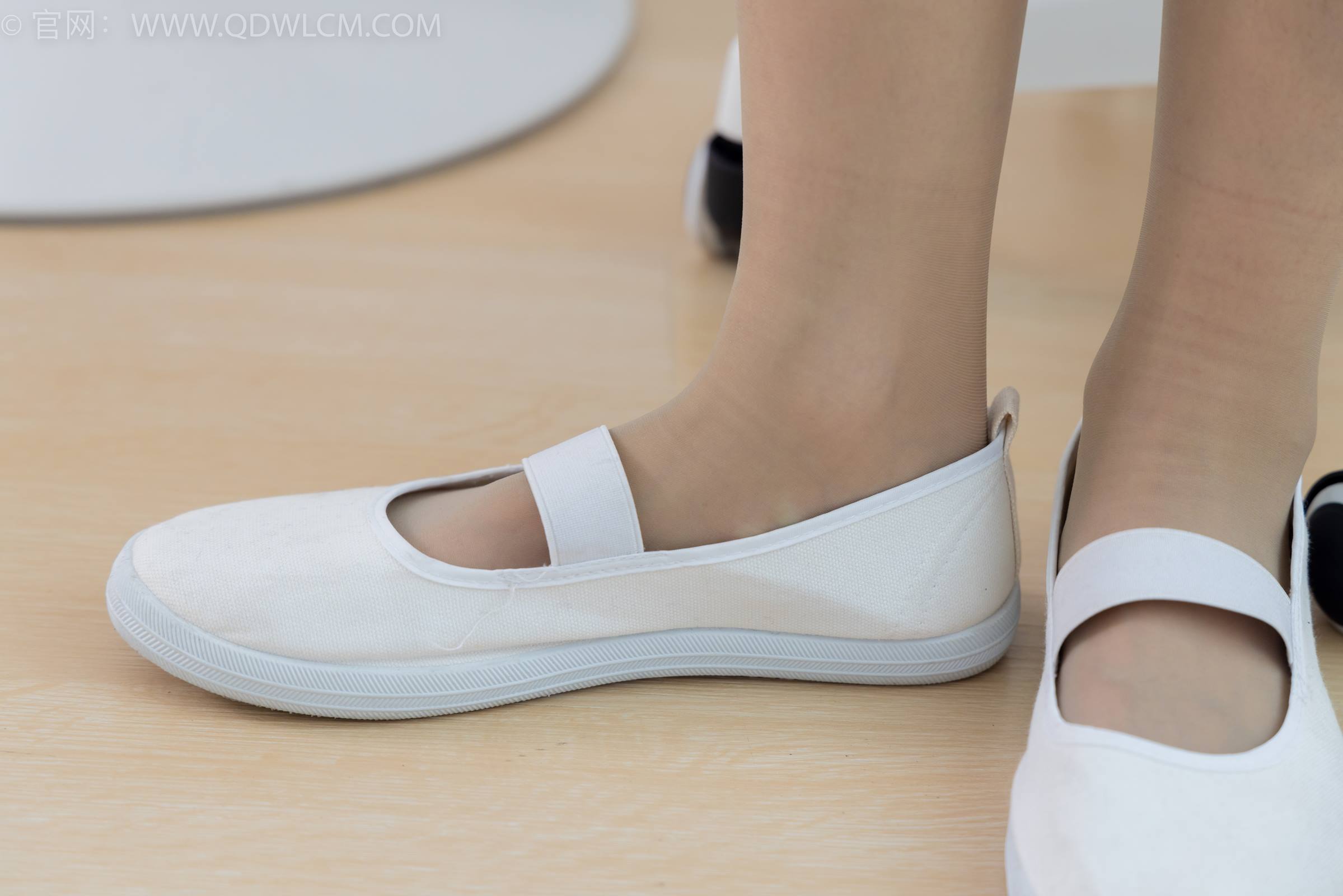 图片[127]-物恋传媒 NO.1840 菜菜-岁岁年年[180P] – 速更版-美库