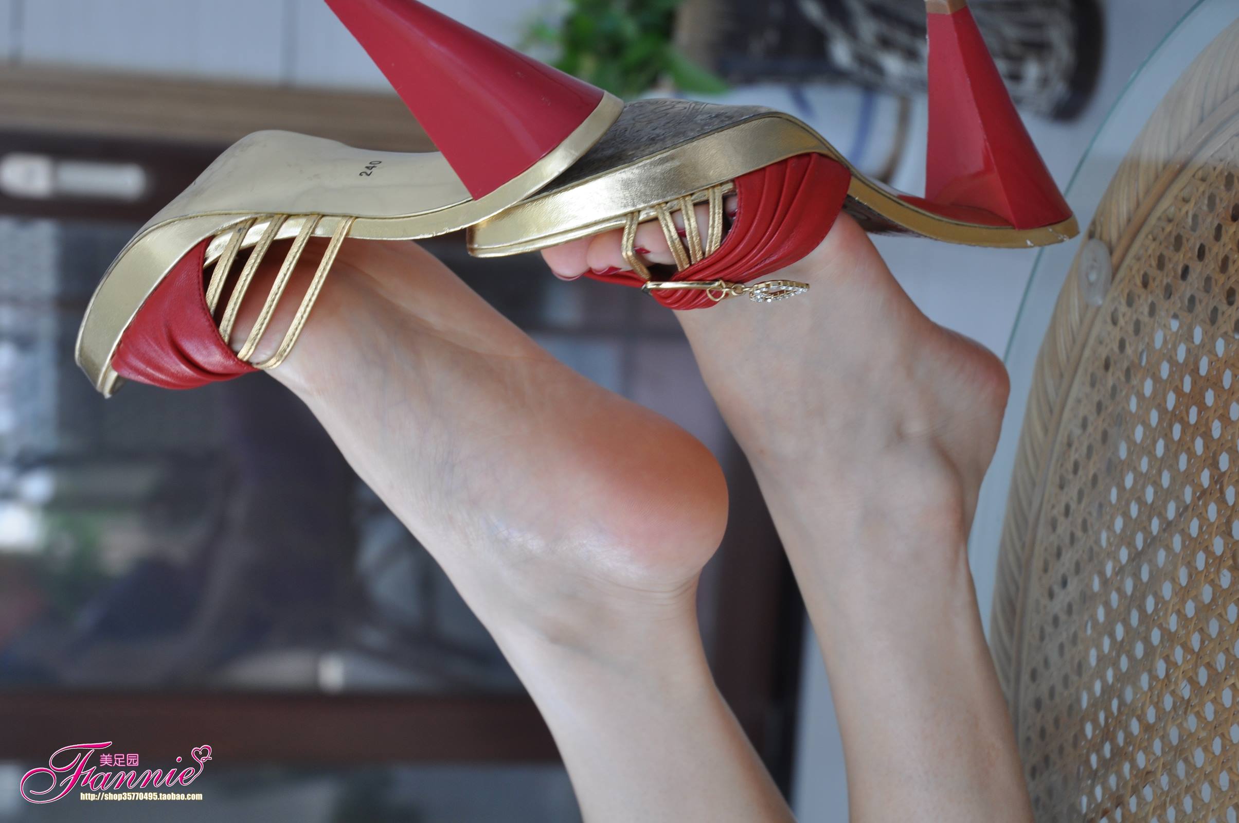 图片[44]-Fannie芬妮每足园 No.344 那抹醉人的红 [58P] – 速更版-美库