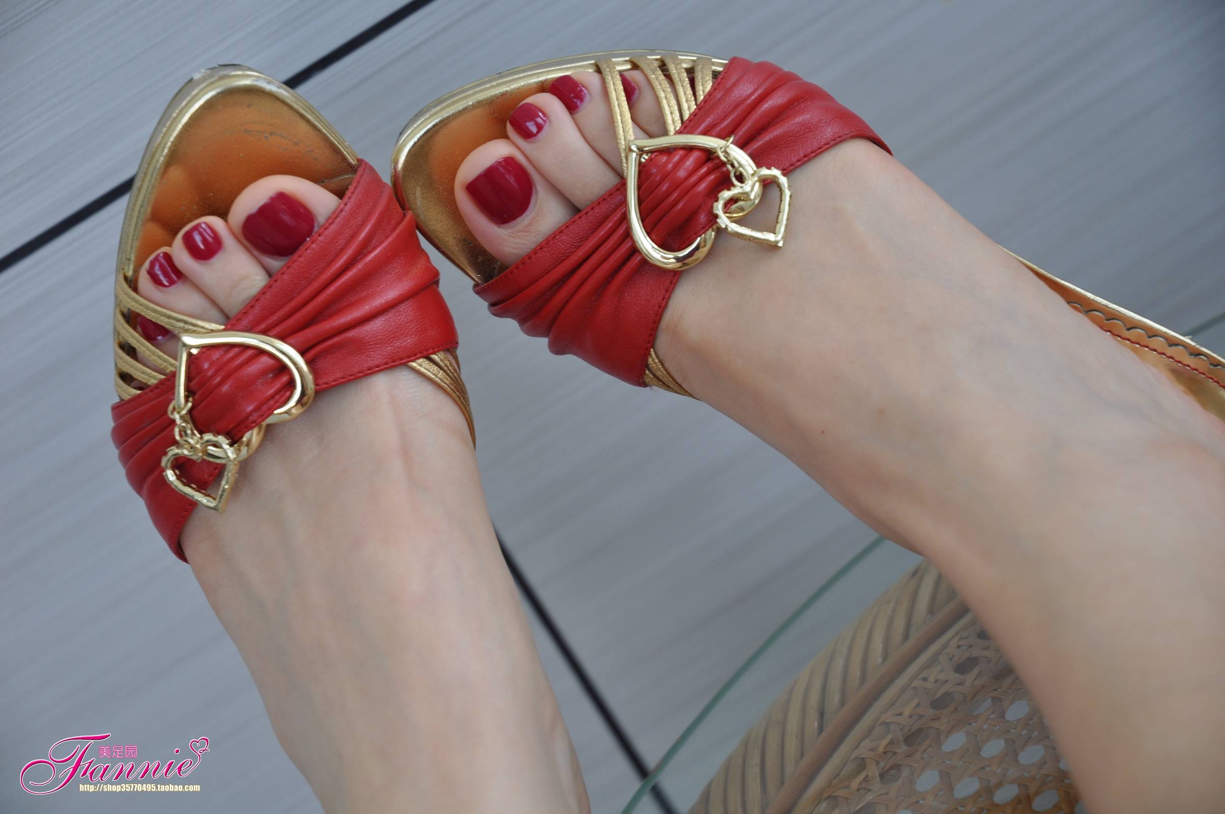 图片[52]-Fannie芬妮每足园 No.344 那抹醉人的红 [58P] – 速更版-美库