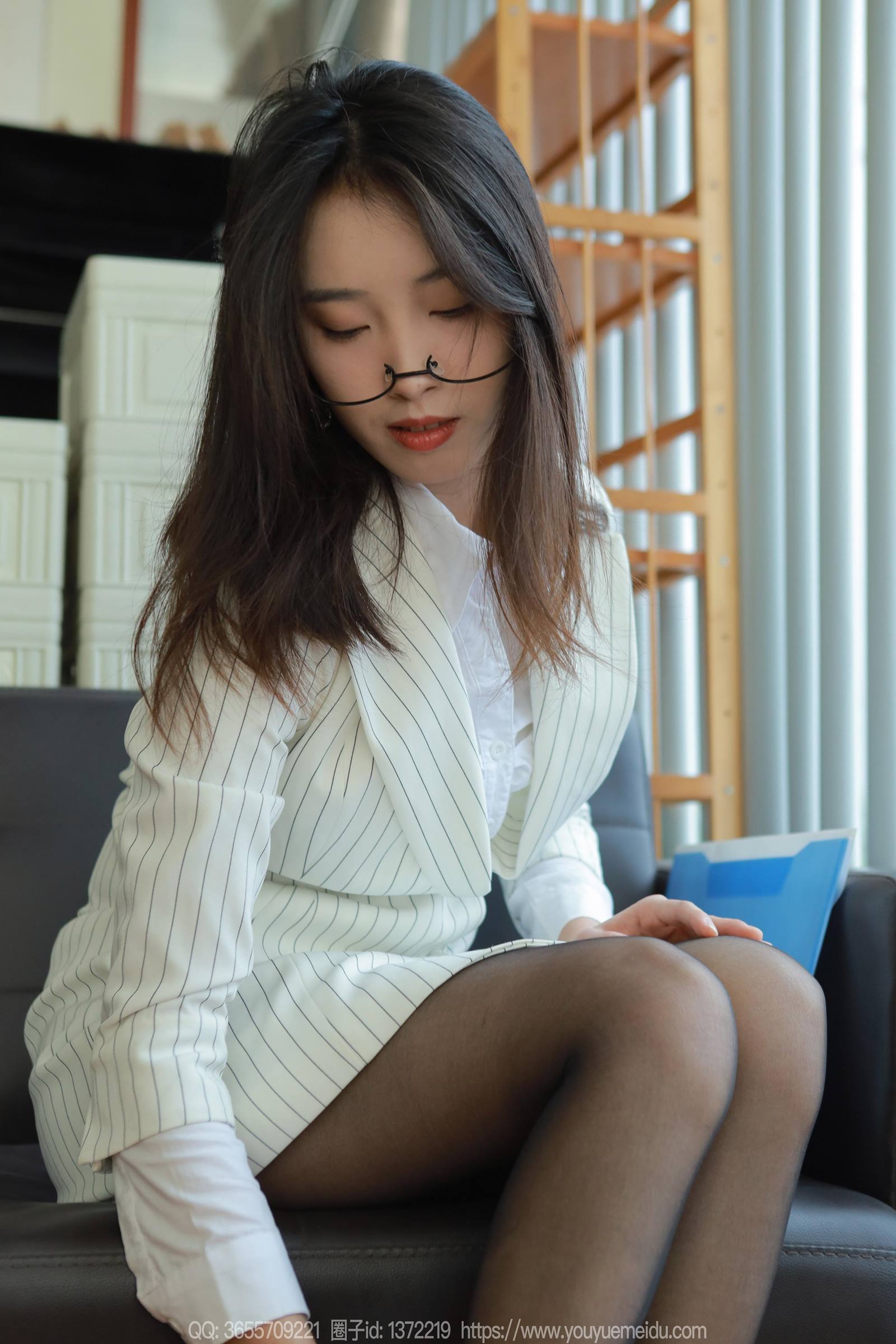 图片[38]-[IESS异思趣向] 2024.01.15 丝享家1638：小九《反差女秘》[85P] – 速更版-美库