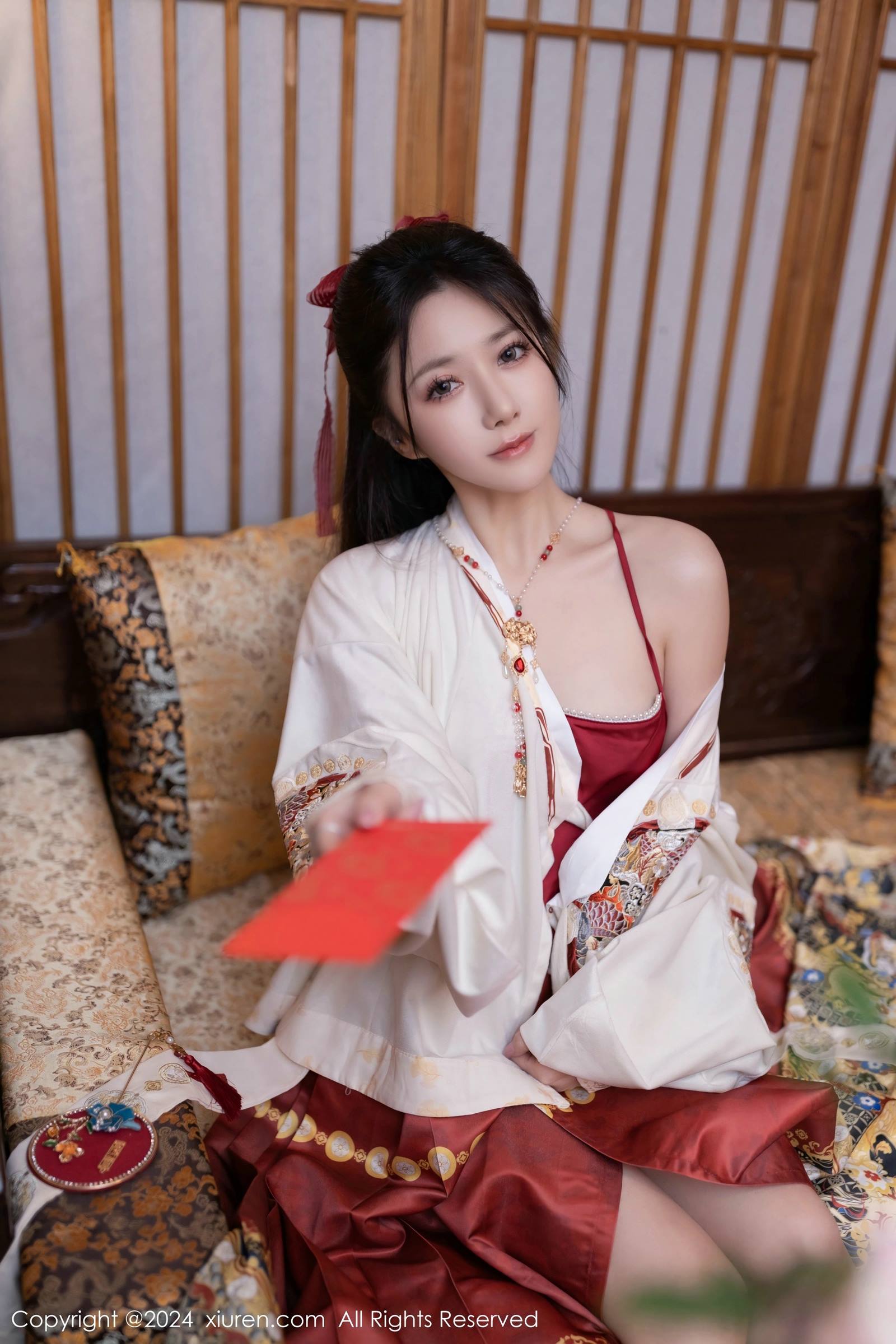 图片[24]-[Xiuren秀人网]2024.02.08 NO.8095 鱼子酱Fish[43+1P] – 速更版-美库