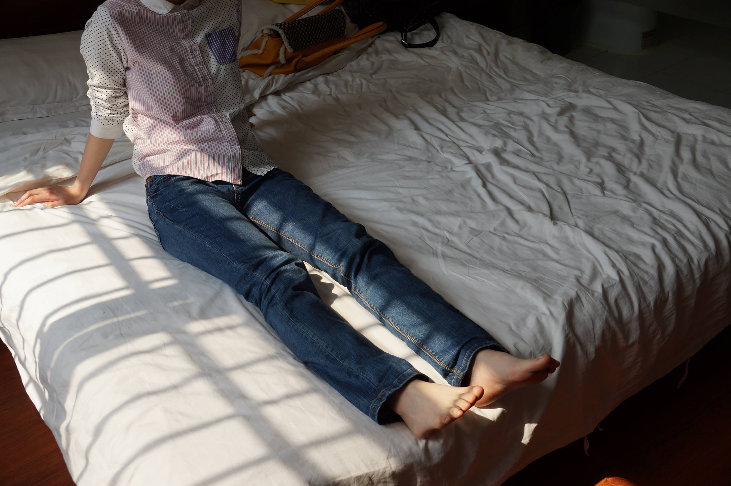 图片[11]-自由摄影 No.052 精致小米滑溜玉足 [53P] – 速更版-美库